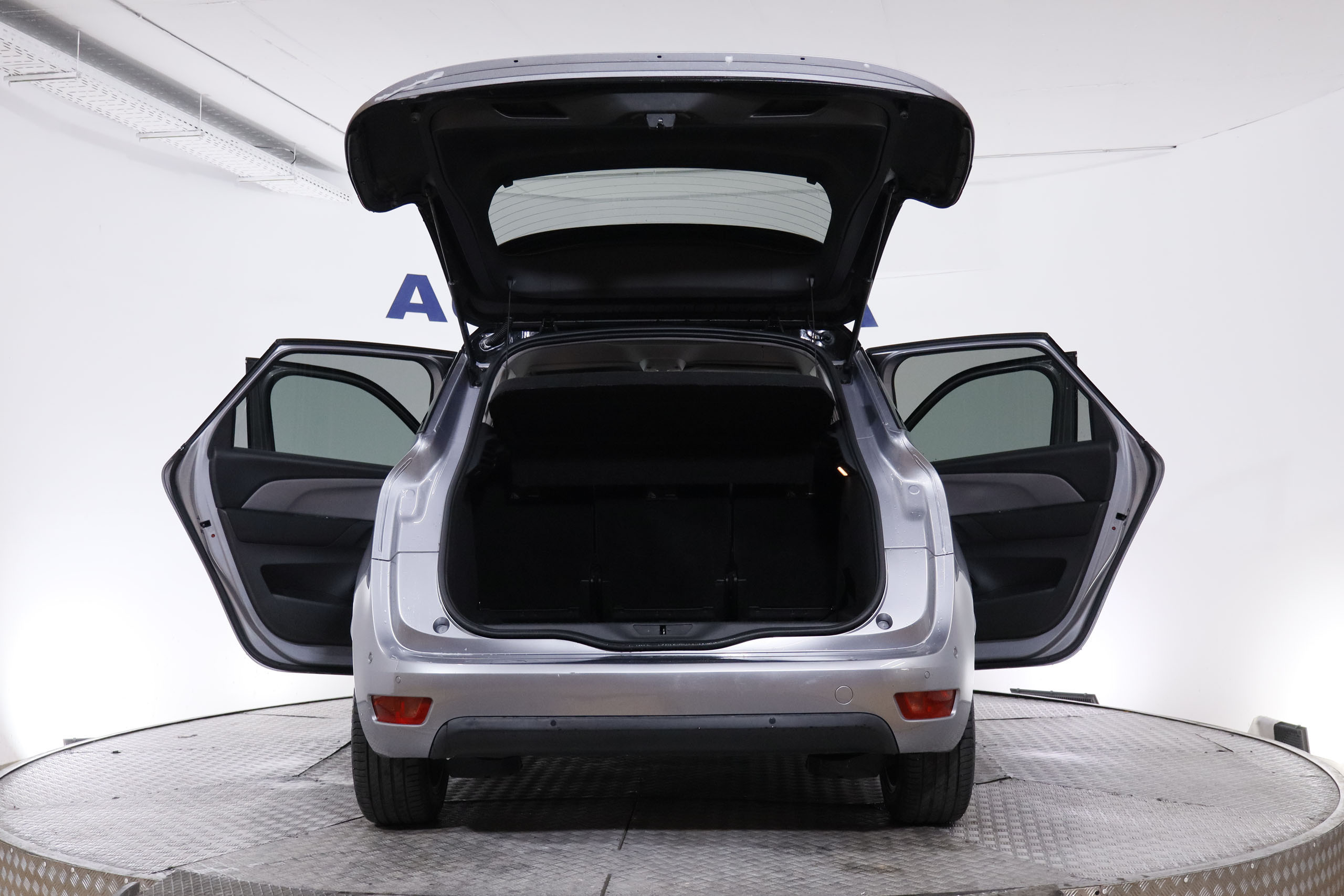 Citroen C4 SPACETOURER 1.2i 130CV FEEL 5P # NAVY,CAMARA TRASERA C4 SPACETOURER 1.2i 130CV FEEL 5P # NAVY,CAMARA TRASERA foto 10