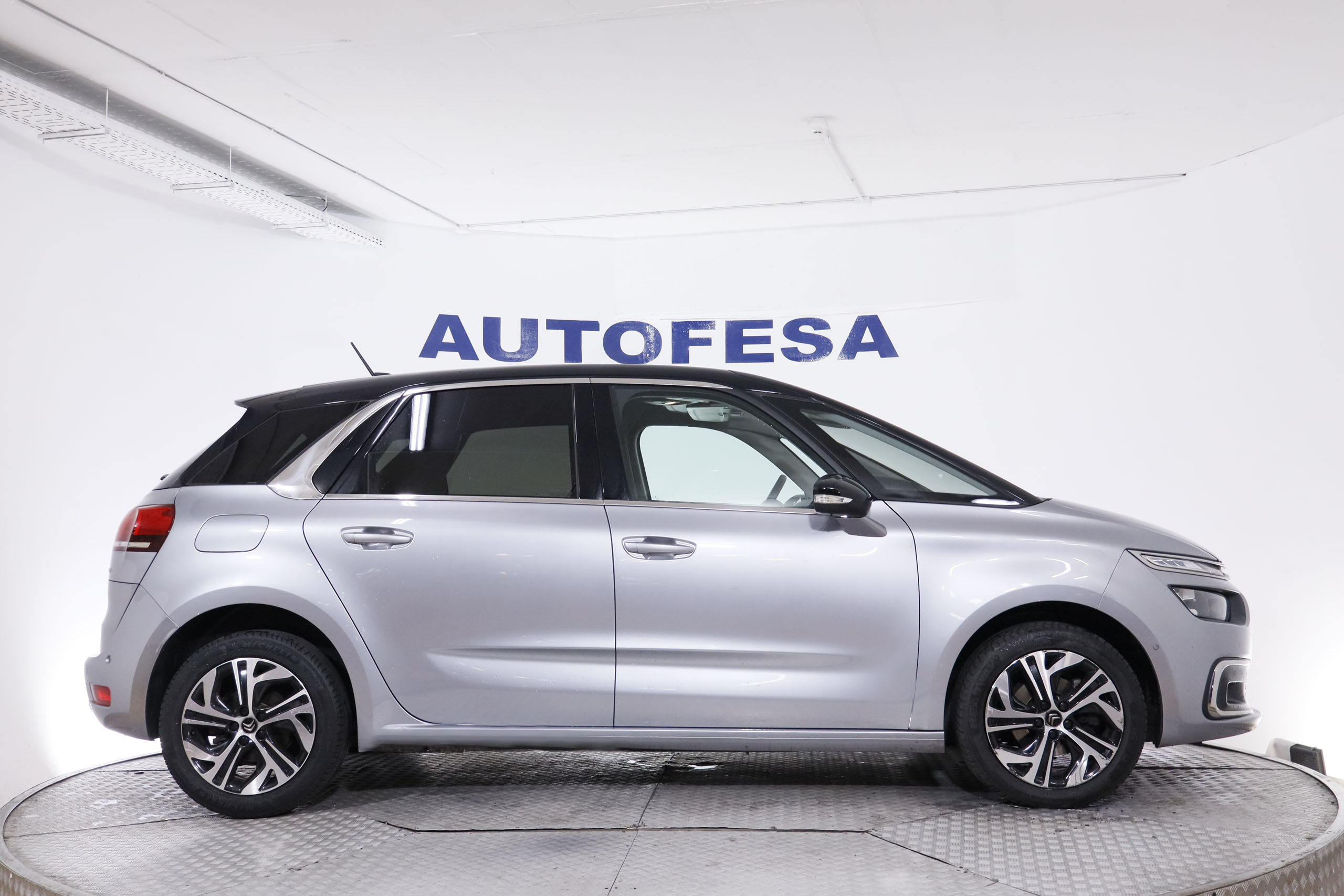 Citroen C4 SPACETOURER 1.2i 130CV FEEL 5P # NAVY,CAMARA TRASERA C4 SPACETOURER 1.2i 130CV FEEL 5P # NAVY,CAMARA TRASERA foto 11