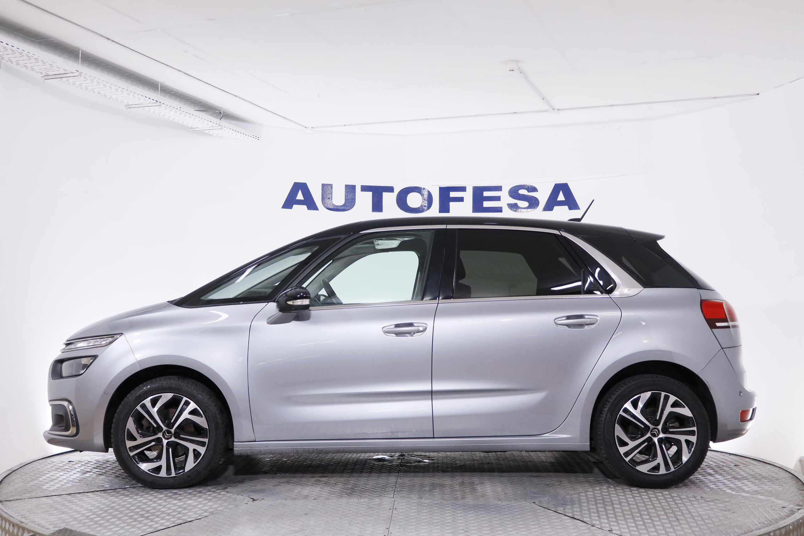 Citroen C4 SPACETOURER 1.2i 130CV FEEL 5P # NAVY,CAMARA TRASERA C4 SPACETOURER 1.2i 130CV FEEL 5P # NAVY,CAMARA TRASERA foto 5