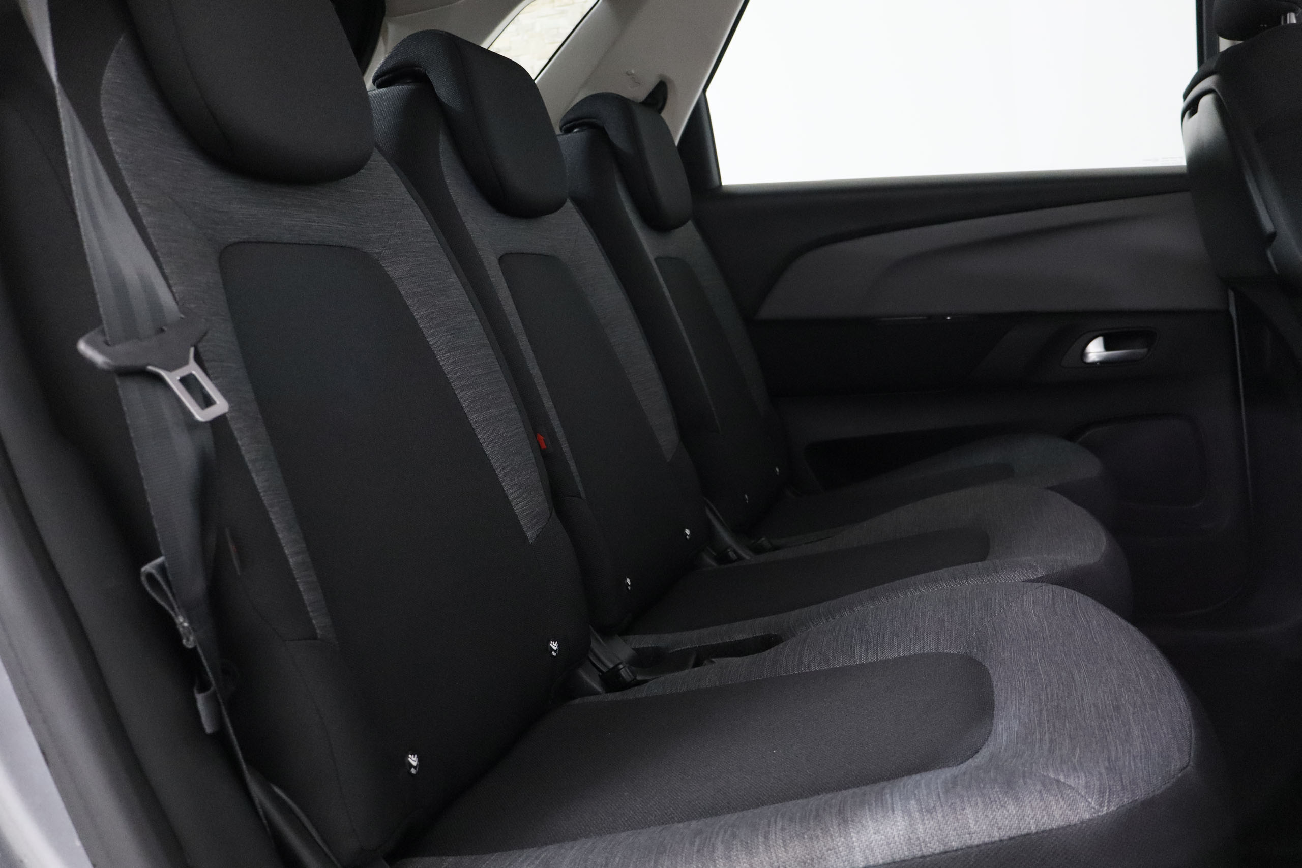 Citroen C4 SPACETOURER 1.2i 130CV FEEL 5P # NAVY,CAMARA TRASERA C4 SPACETOURER 1.2i 130CV FEEL 5P # NAVY,CAMARA TRASERA foto 27