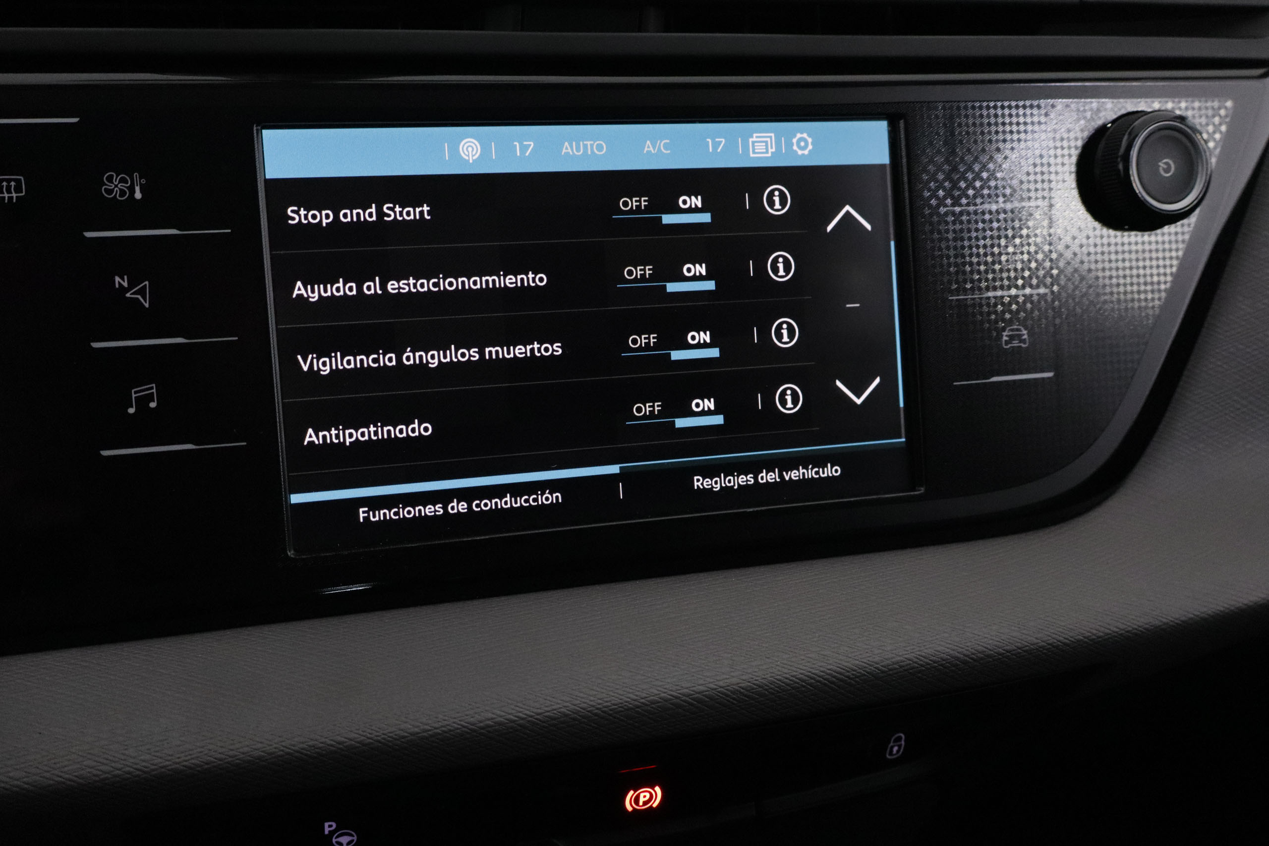 Citroen C4 SPACETOURER 1.2i 130CV FEEL 5P # NAVY,CAMARA TRASERA C4 SPACETOURER 1.2i 130CV FEEL 5P # NAVY,CAMARA TRASERA foto 24