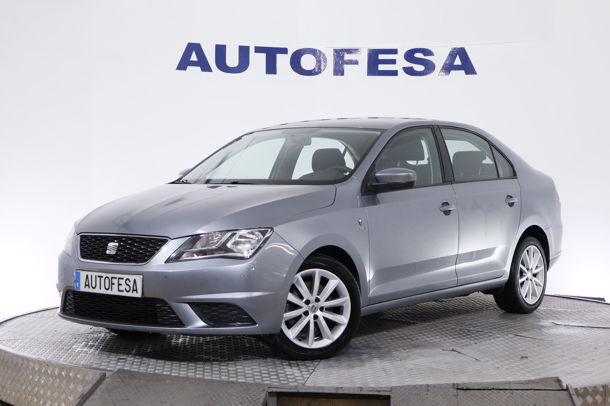 Seat Toledo 1.6 TDI STYLE 105CV 5P # NAVY, PARKTRONIC foto 1