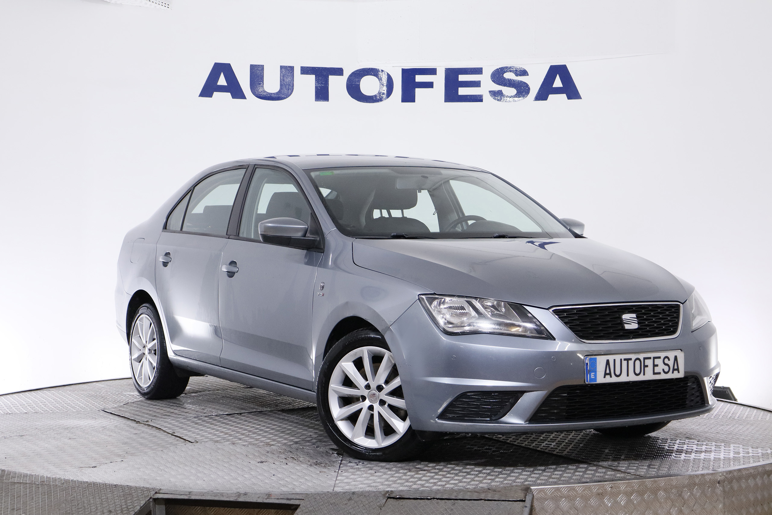 Seat Toledo 1.6 TDI STYLE 105CV 5P # NAVY, PARKTRONIC foto 3
