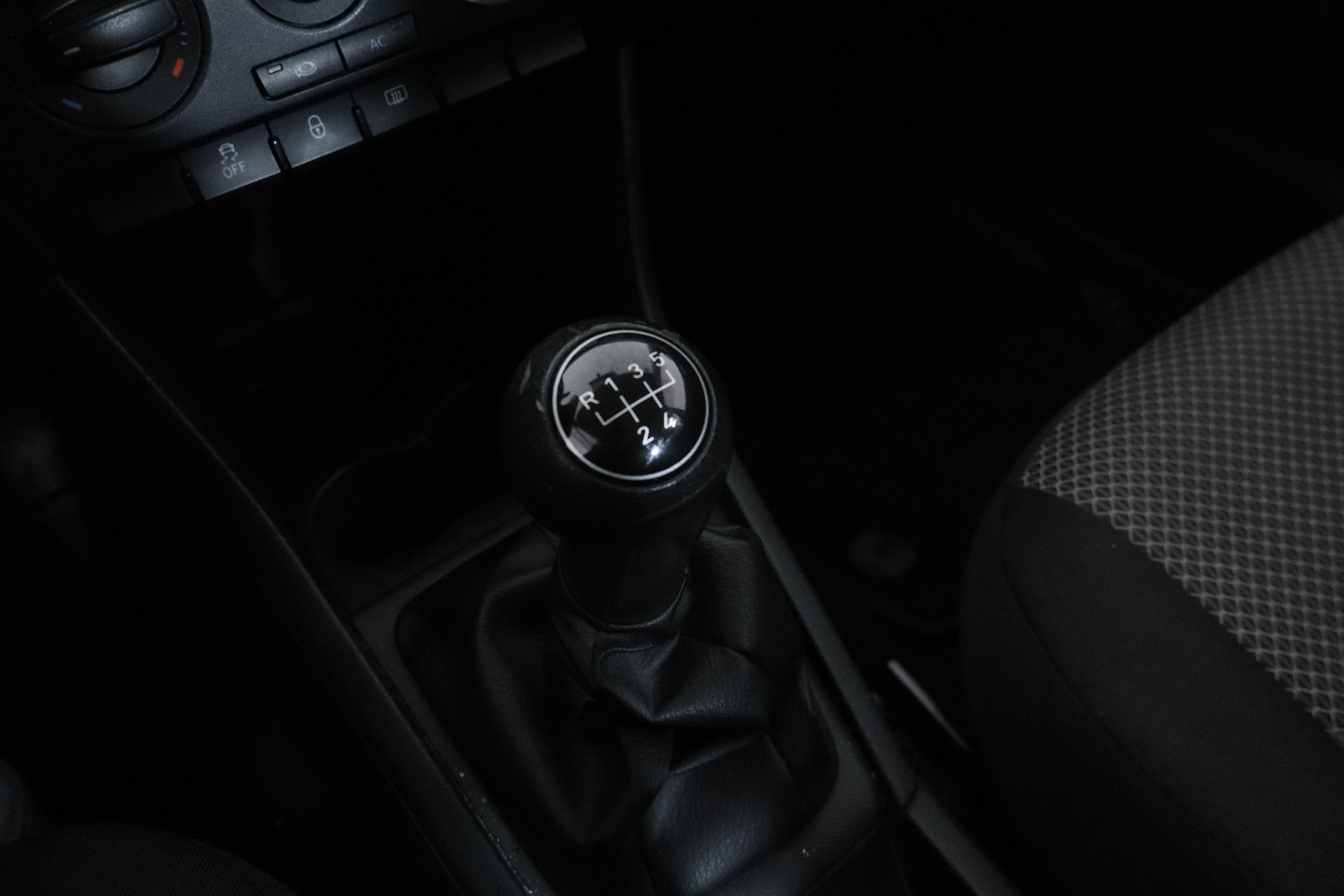 Seat Toledo 1.6 TDI STYLE 105CV 5P # NAVY, PARKTRONIC foto 18