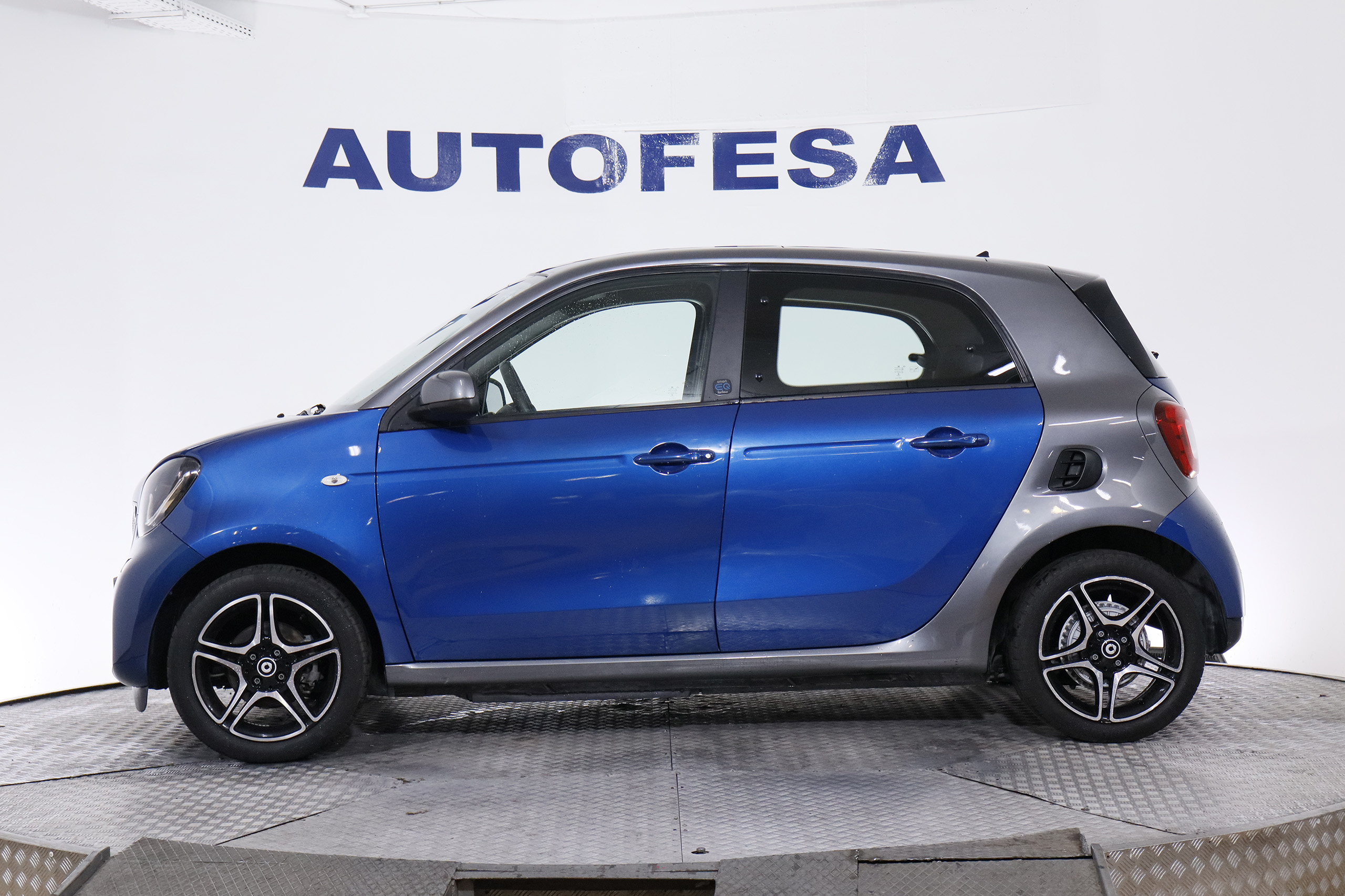 Smart Forfour EQ 82CV 5P AUTO # TECHO PANORAMICO, NAVY, PARKTRONIC foto 5
