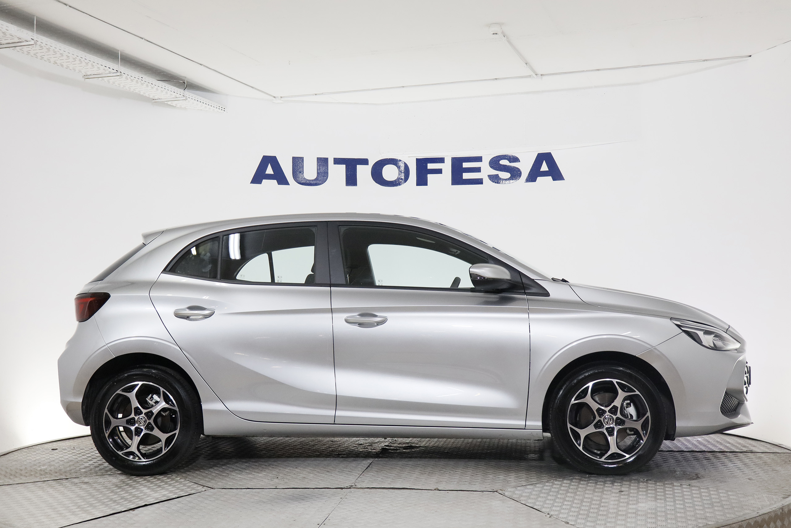 Mg MG3 1.5 L HYBRID  195 CH COMFORT 5P # GARANTIA FAB 12/2031, IVA DEDUCIBLE, NAVY foto 10