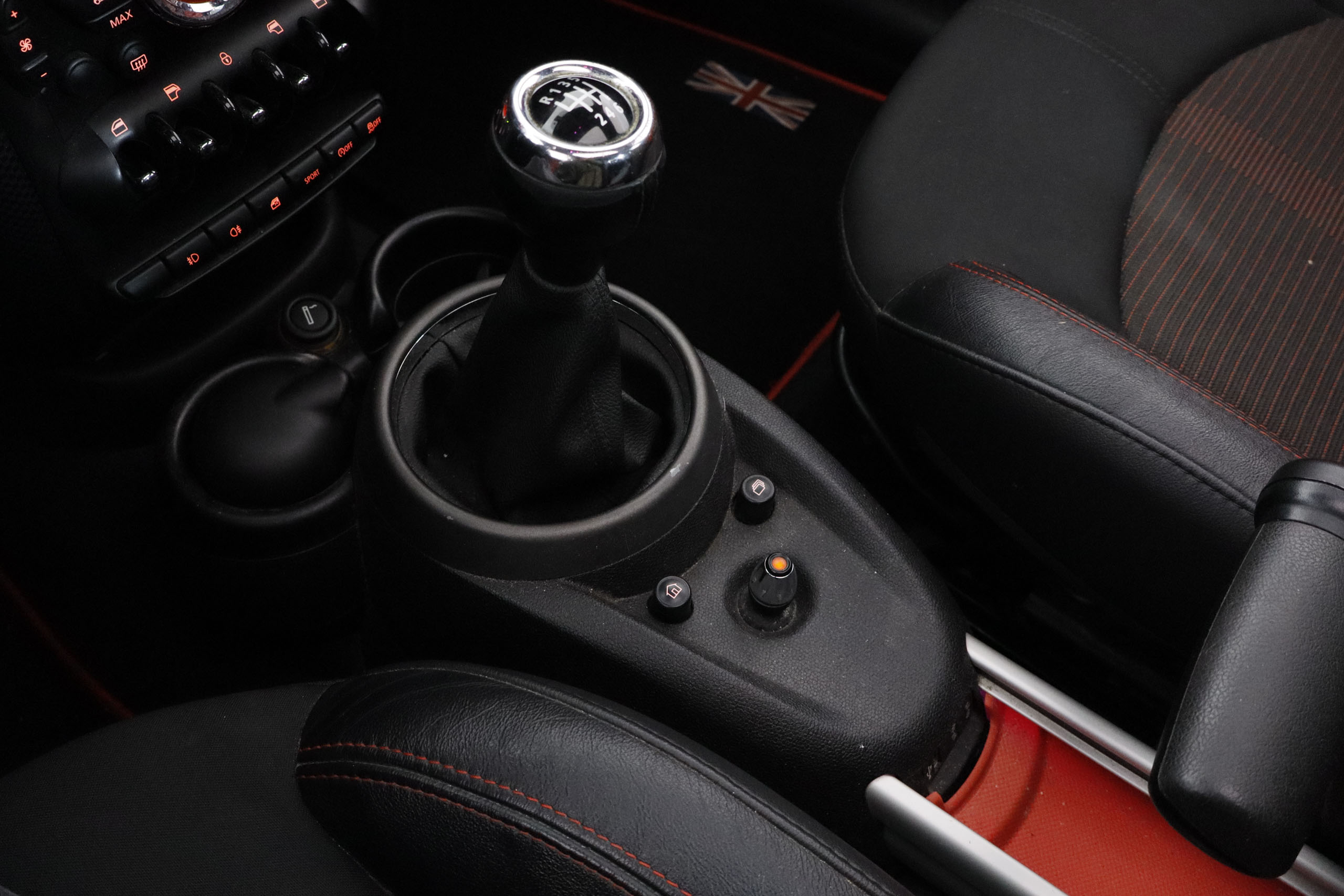 Mini Cooper Countryman 1.6 D ALL4 PACK RED HOT CHILI 112CV # TECHO PANORAMICO ELE,NAVY,PARKTRONIC foto 18