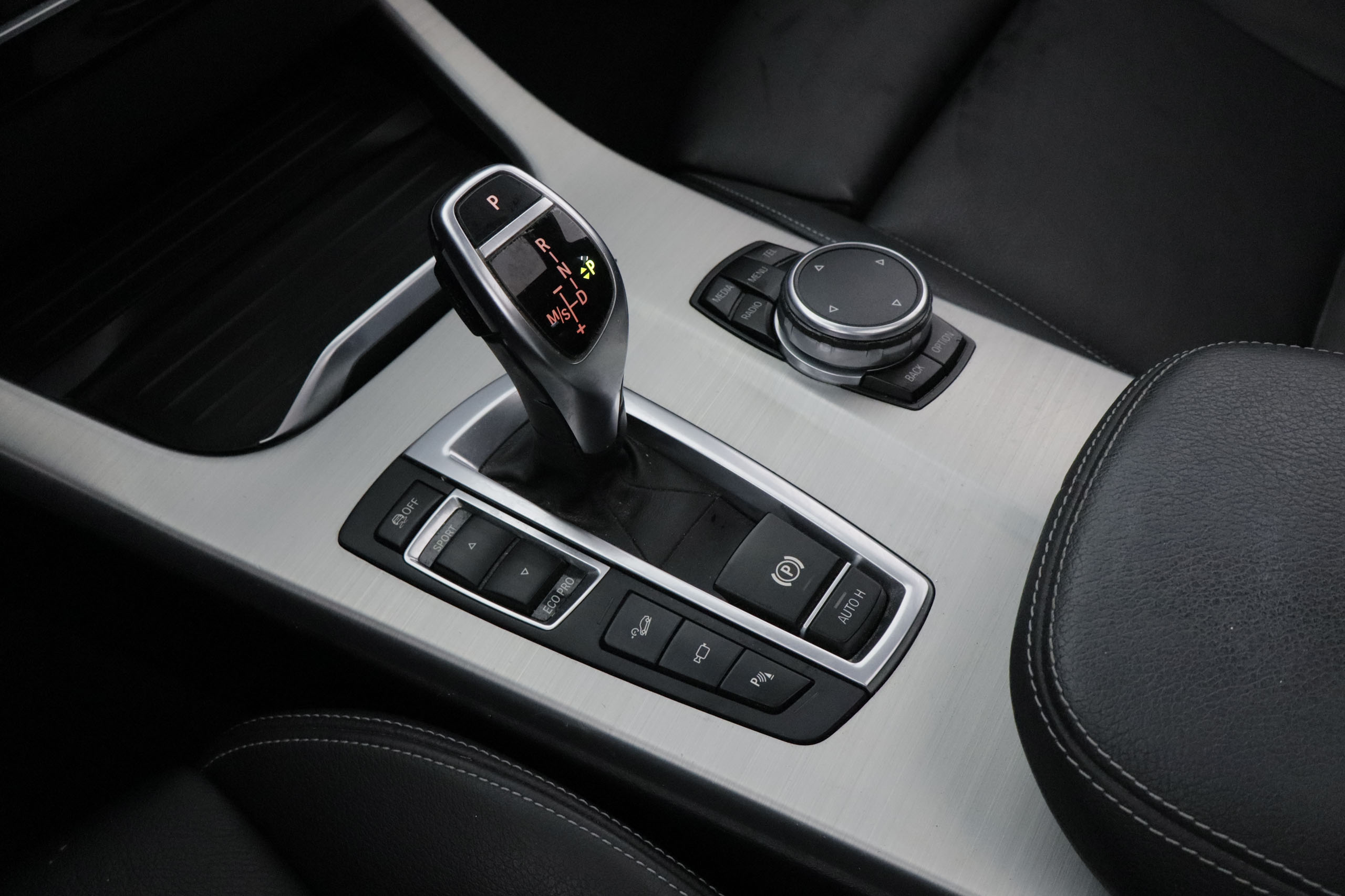 BMW X3 35D XDRIVE M SPORT AUTO 313CV 5P # TECHO PANORAMICO ELE,CUERO,NAVY foto 19