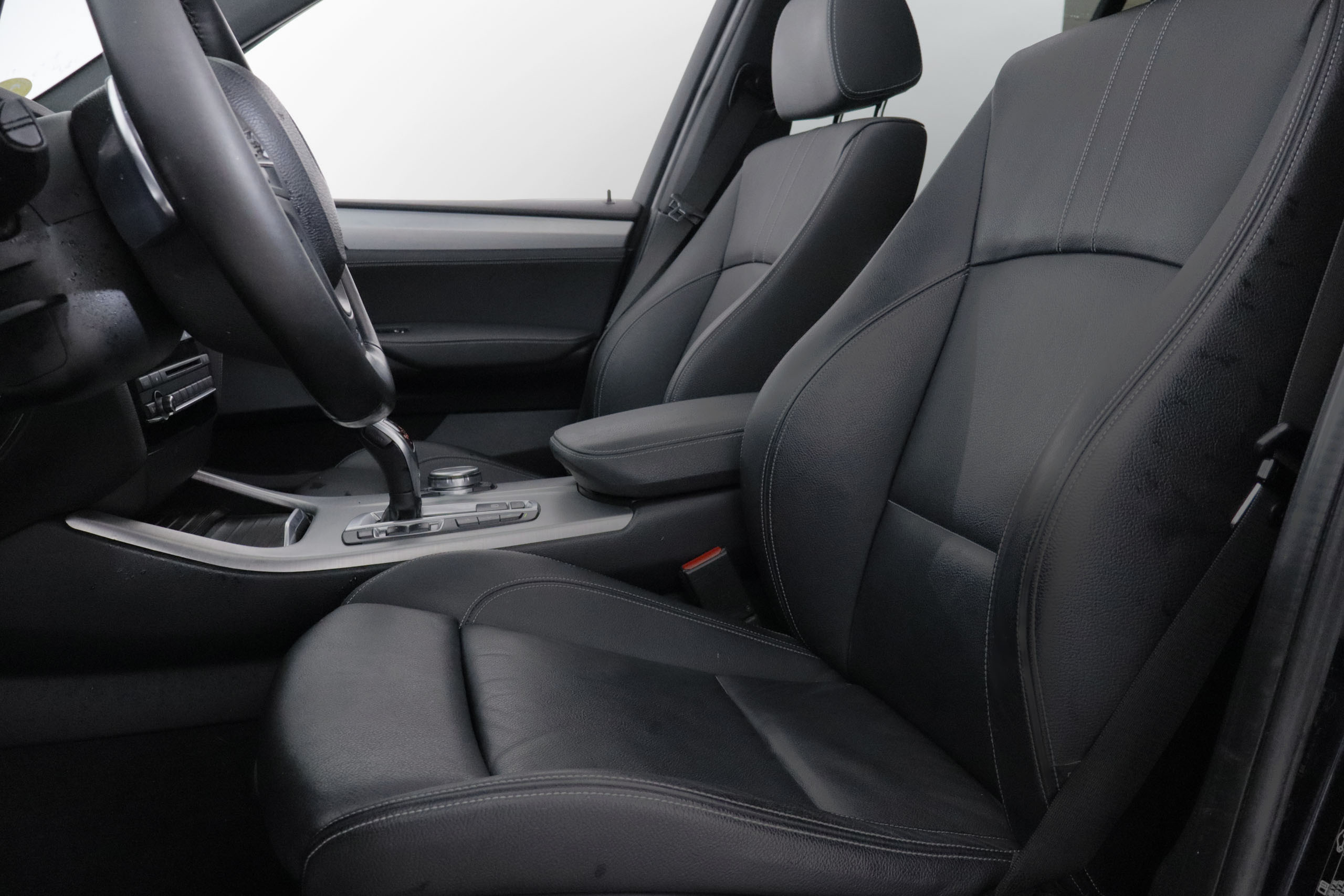 BMW X3 35D XDRIVE M SPORT AUTO 313CV 5P # TECHO PANORAMICO ELE,CUERO,NAVY foto 28