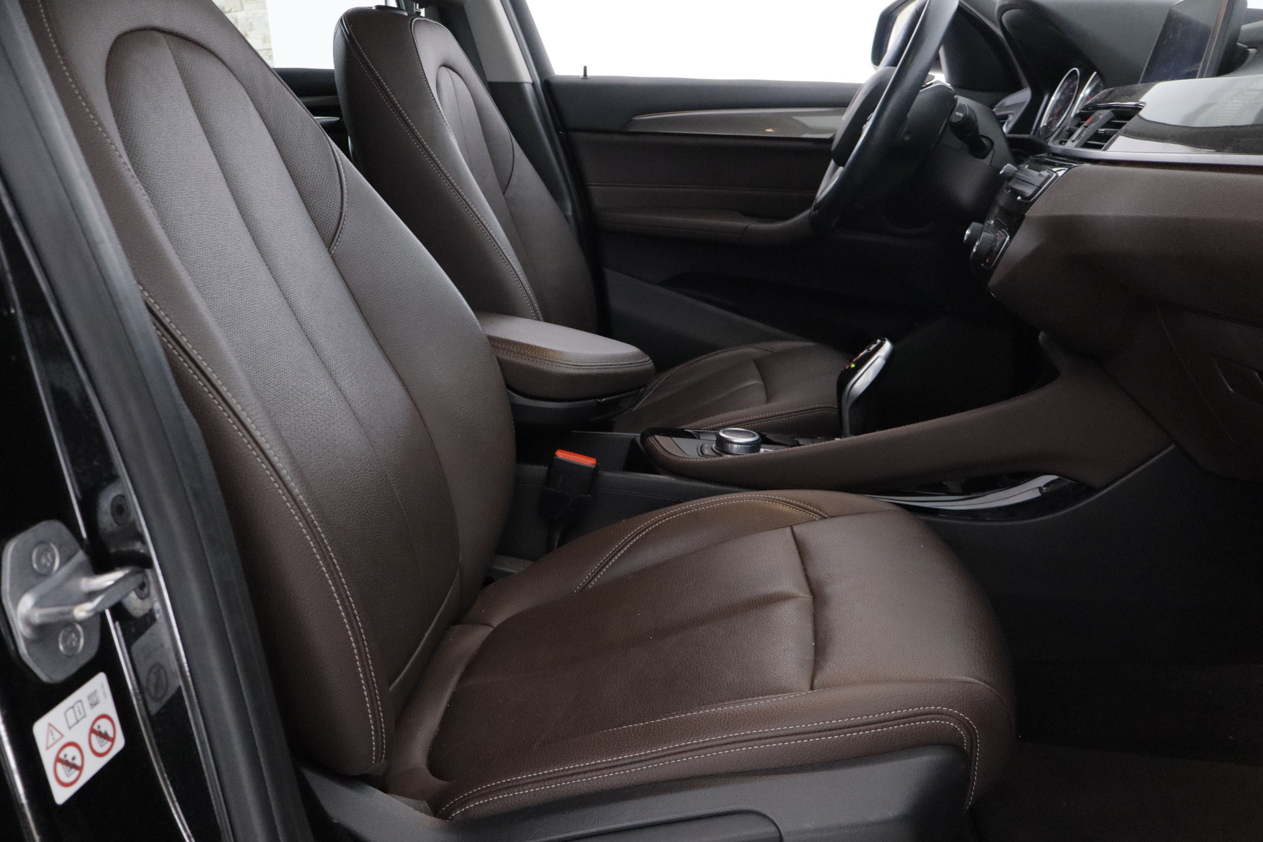 BMW X1 18D XDRIVE XLINE AUTO 150CV 5P # IVA DEDUCIBLE,NAVY,CUERO,PARKTRONIC foto 27