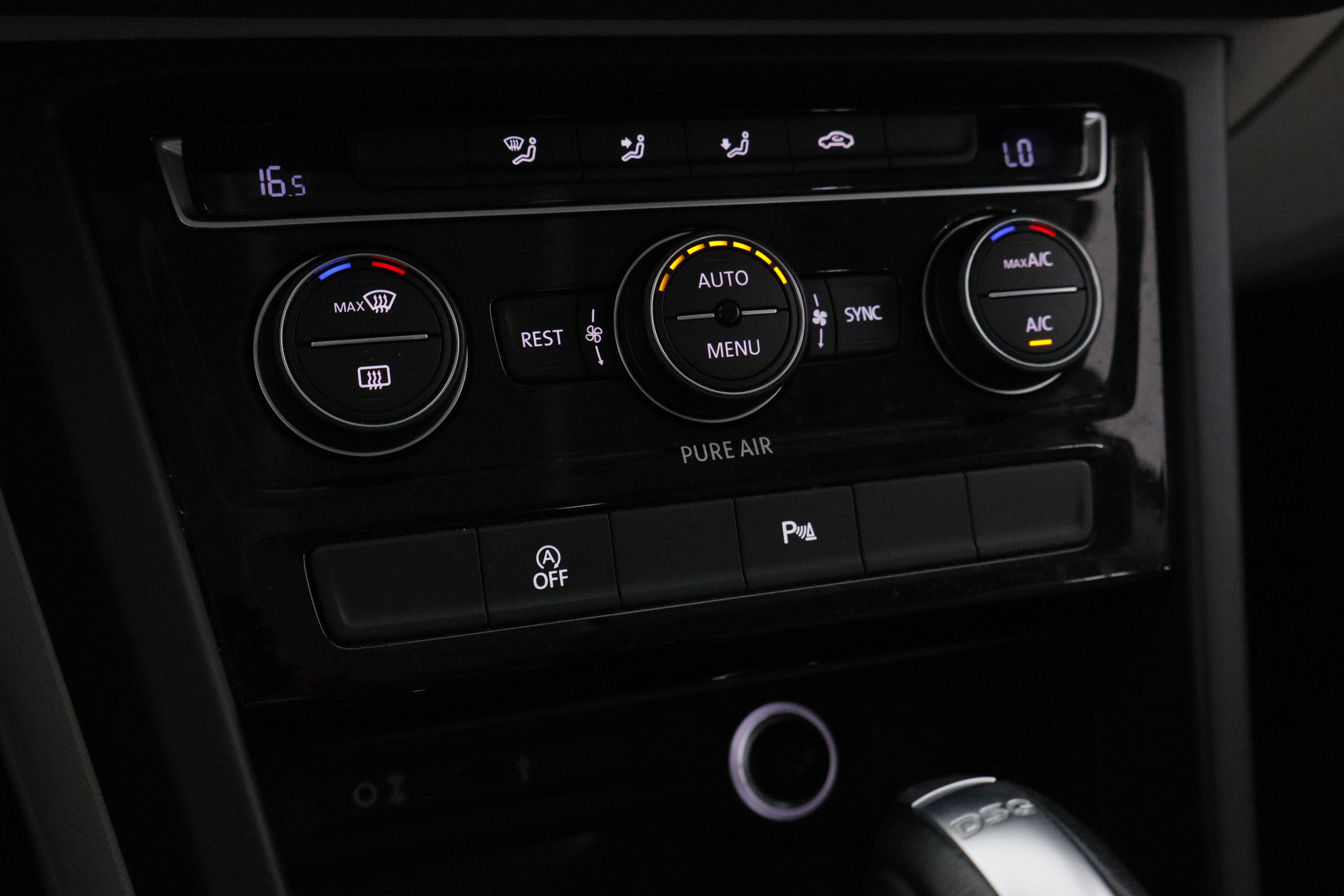 Volkswagen TOURAN 1.4 TSI 150CV DSG CONFORTLINE 5P # NAVY,PARKTRONIC 1.4 TSI 150CV DSG CONFORTLINE 5P # NAVY,PARKTRONIC foto 17