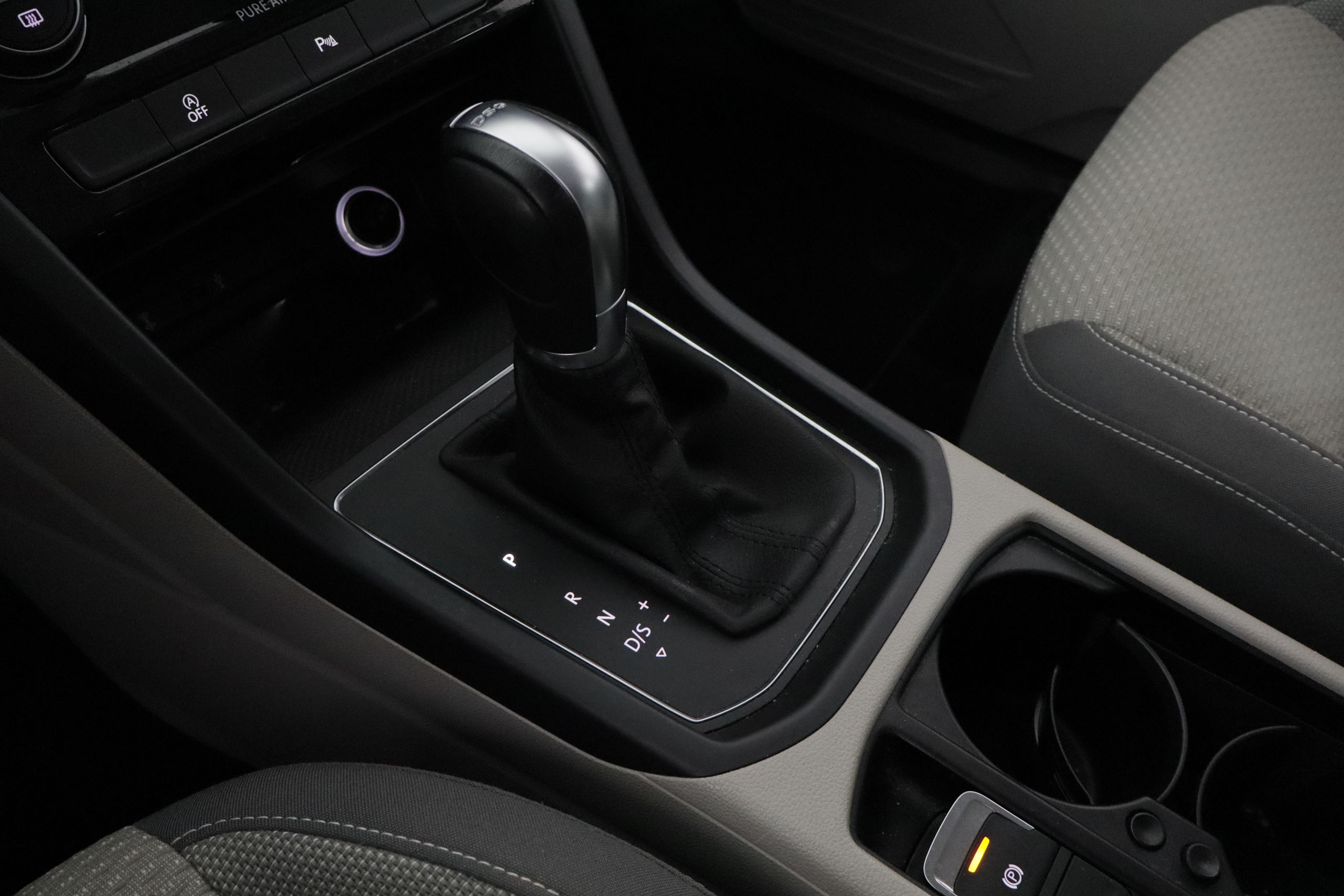 Volkswagen TOURAN 1.4 TSI 150CV DSG CONFORTLINE 5P # NAVY,PARKTRONIC 1.4 TSI 150CV DSG CONFORTLINE 5P # NAVY,PARKTRONIC foto 20