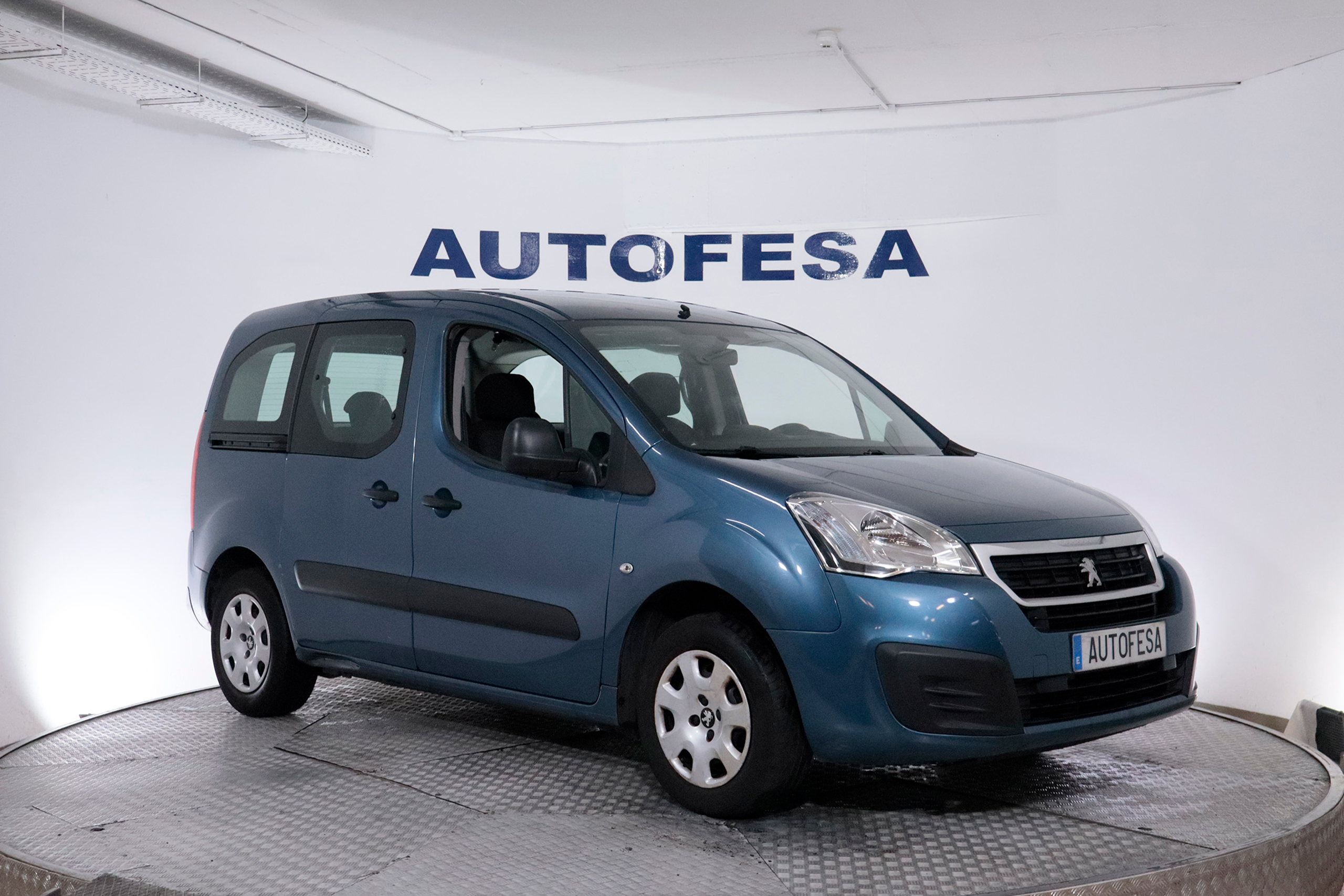 Peugeot Partner TEPEE 1.2 110CV ACTIVE 5P # PARKTORNIC foto 3