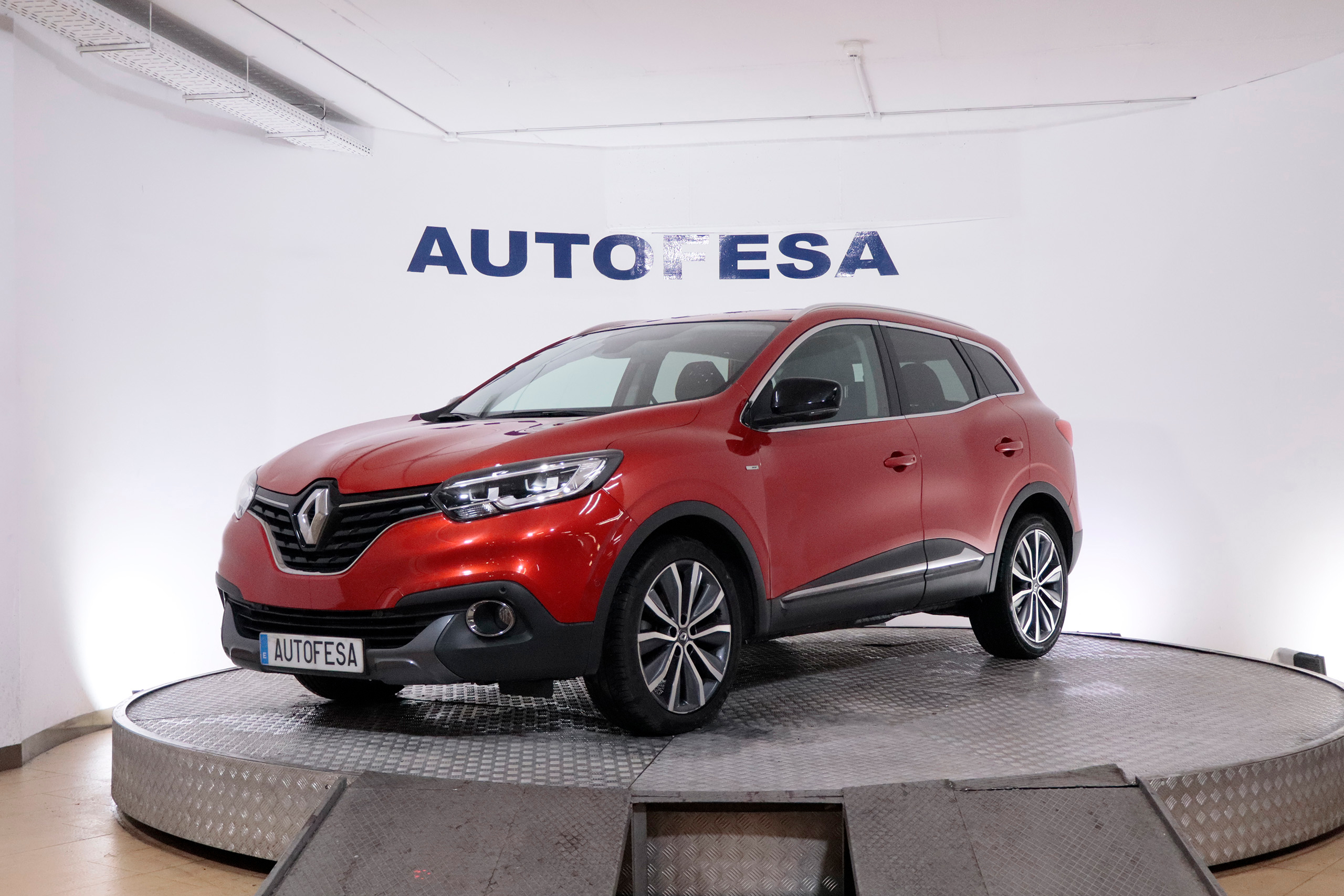 Renault Kadjar 1.2 TCE 130CV BOSE EDITION AUTO 5P # NAVY,CUERO,CAMARA TRASERA foto 1