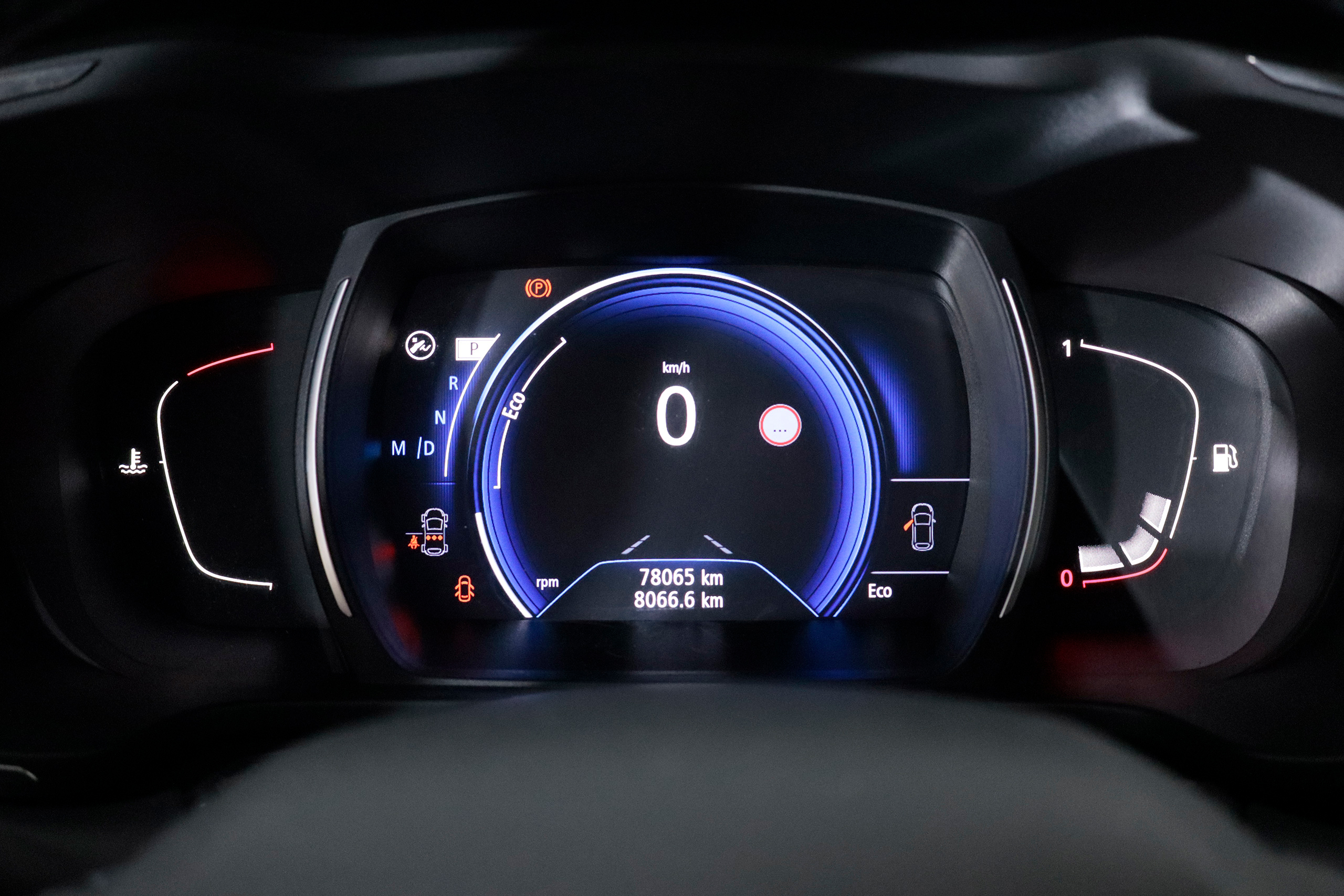 Renault Kadjar 1.2 TCE 130CV BOSE EDITION AUTO 5P # NAVY,CUERO,CAMARA TRASERA foto 17