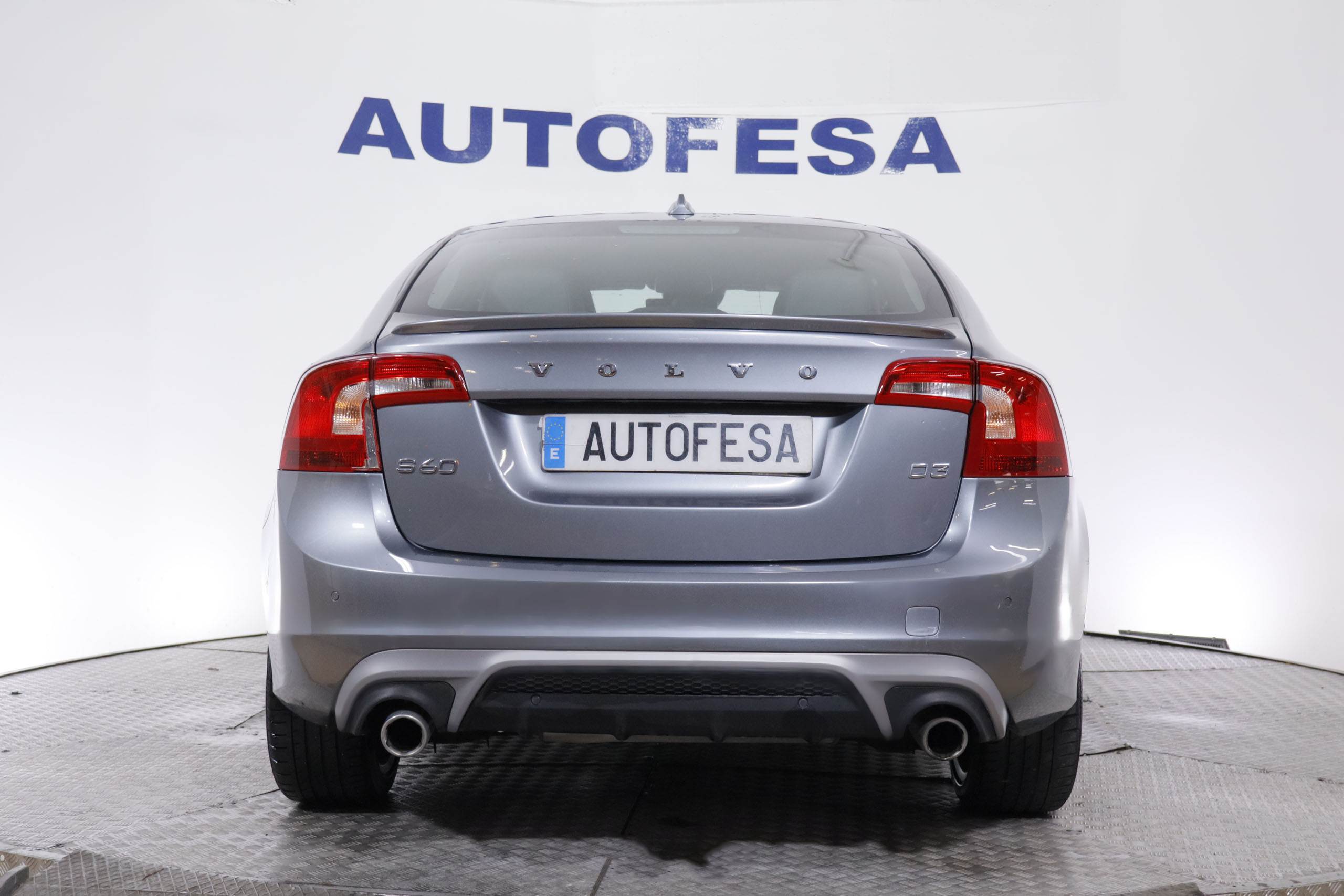 Volvo S60 2.0 D3 R-DESIGN AUTO 150CV 4P # NAVY,XENON,PARKTRONIC foto 7