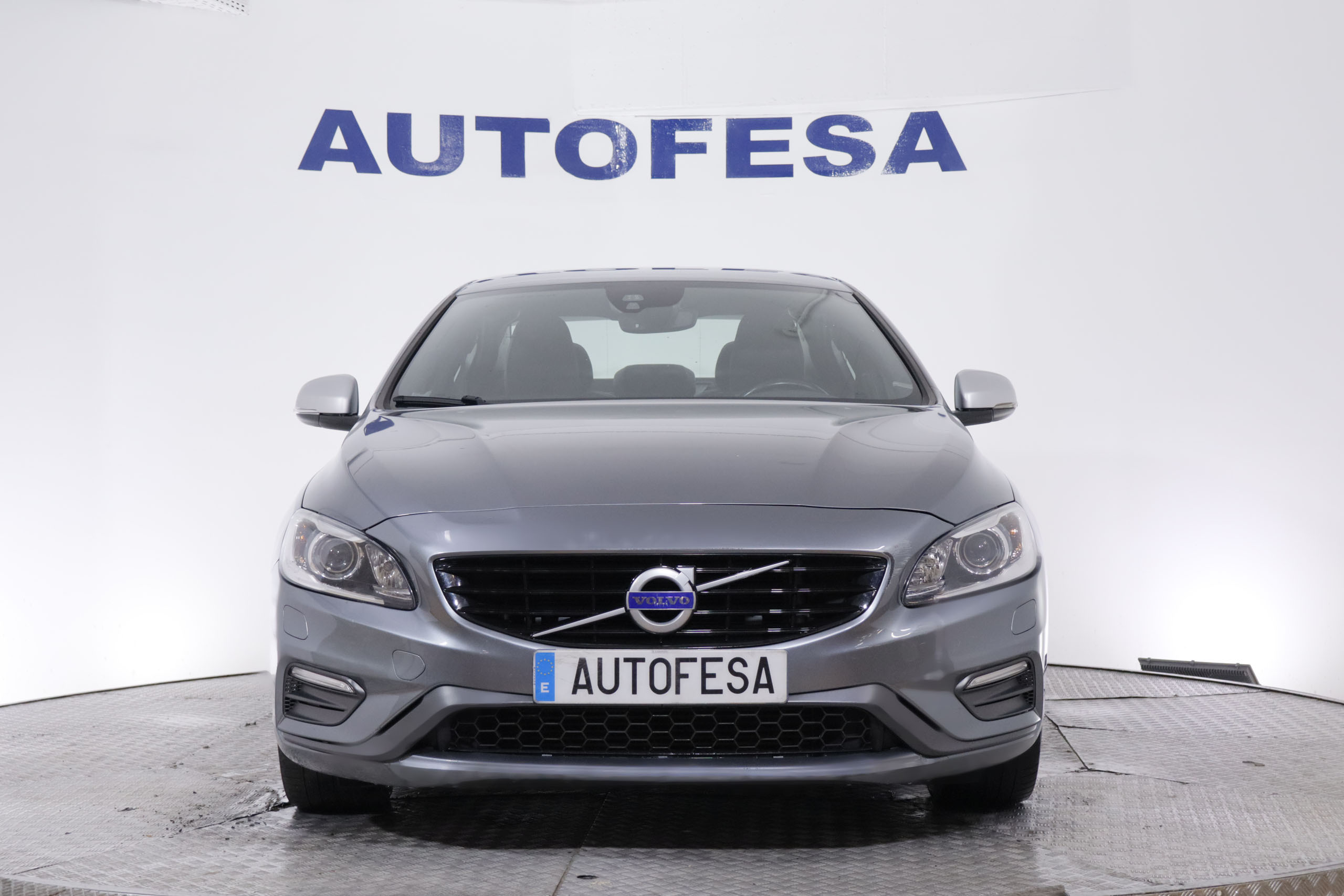 Volvo S60 2.0 D3 R-DESIGN AUTO 150CV 4P # NAVY,XENON,PARKTRONIC foto 2