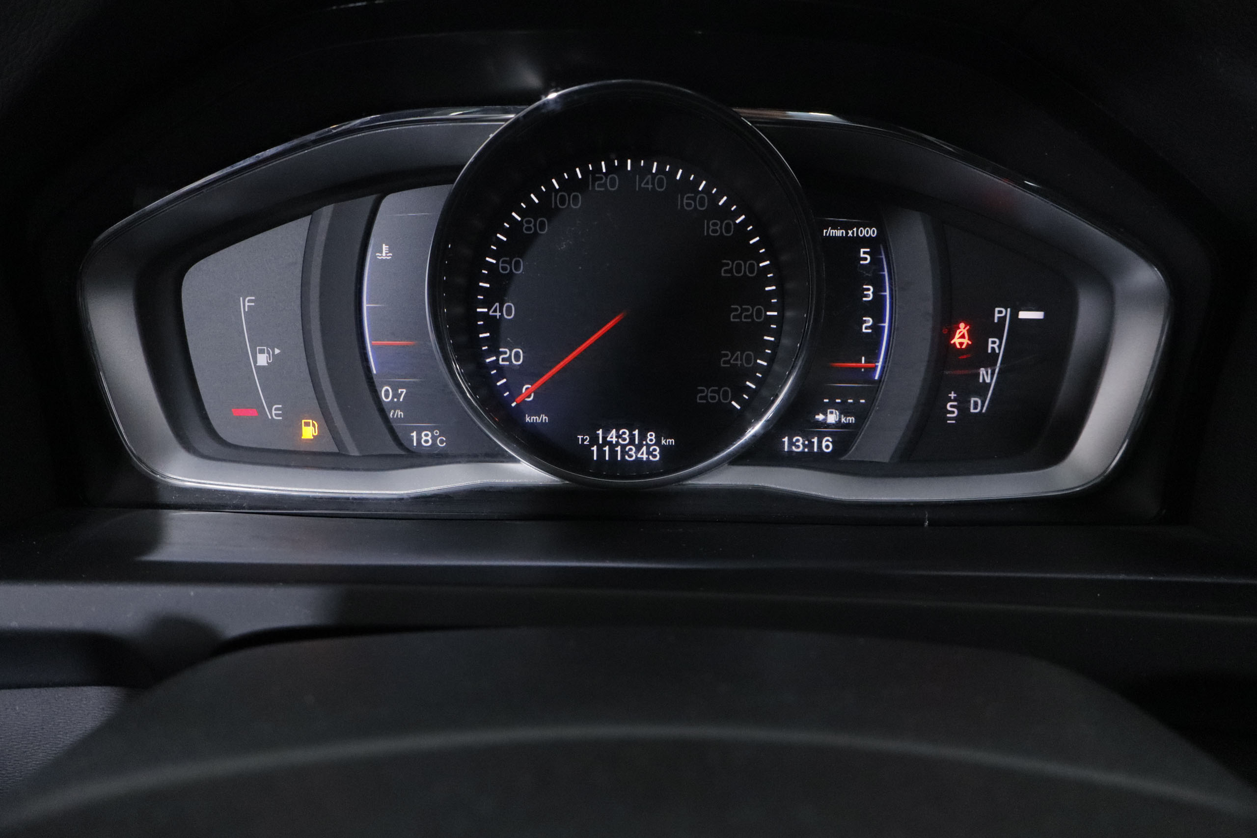 Volvo S60 2.0 D3 R-DESIGN AUTO 150CV 4P # NAVY,XENON,PARKTRONIC foto 19