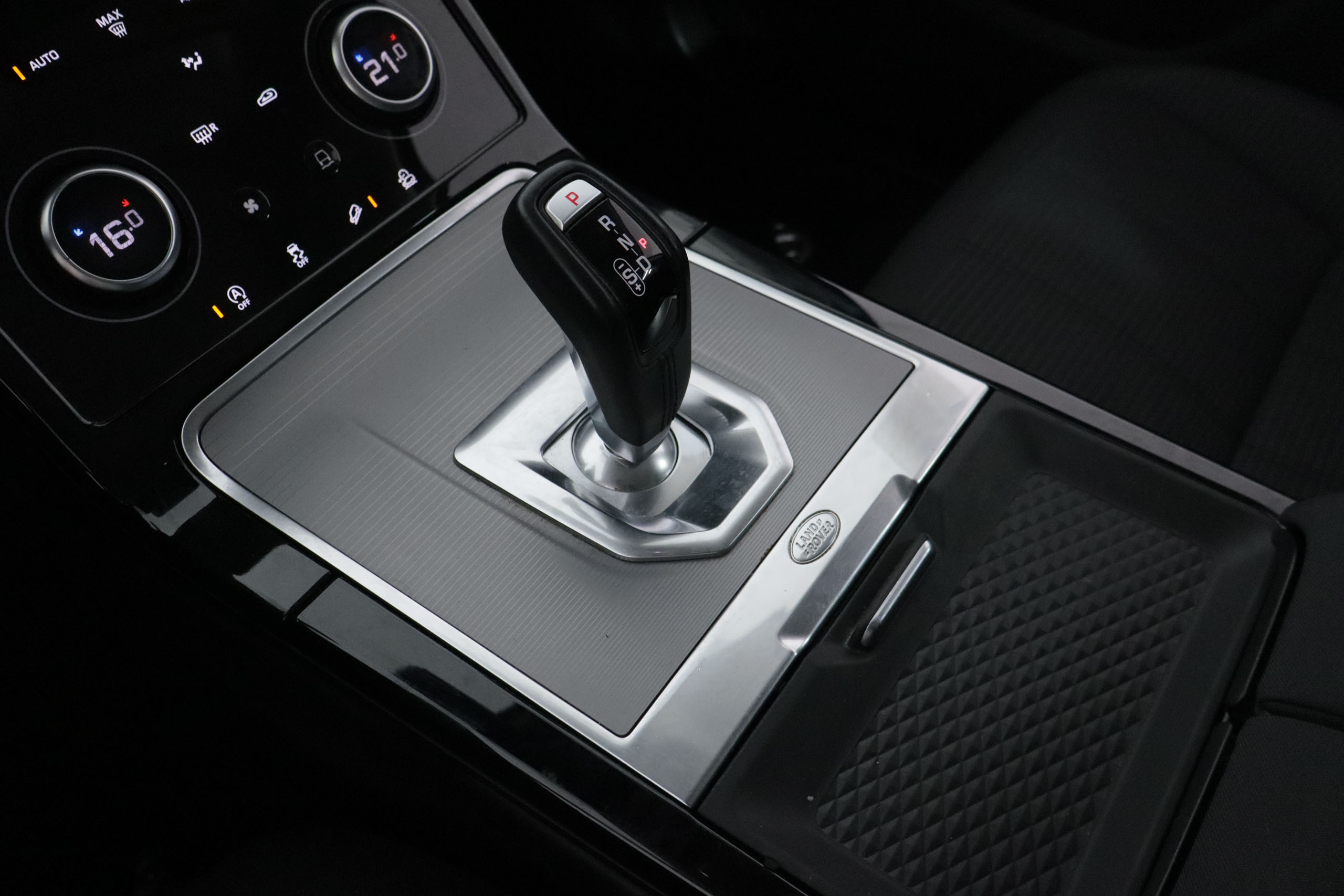 Land Rover Range Rover Evoque 2.0 D 150 MHEV AUTO 4X4 5p # IVA DEDUCIBLE,NAVY,FAROS LED foto 18