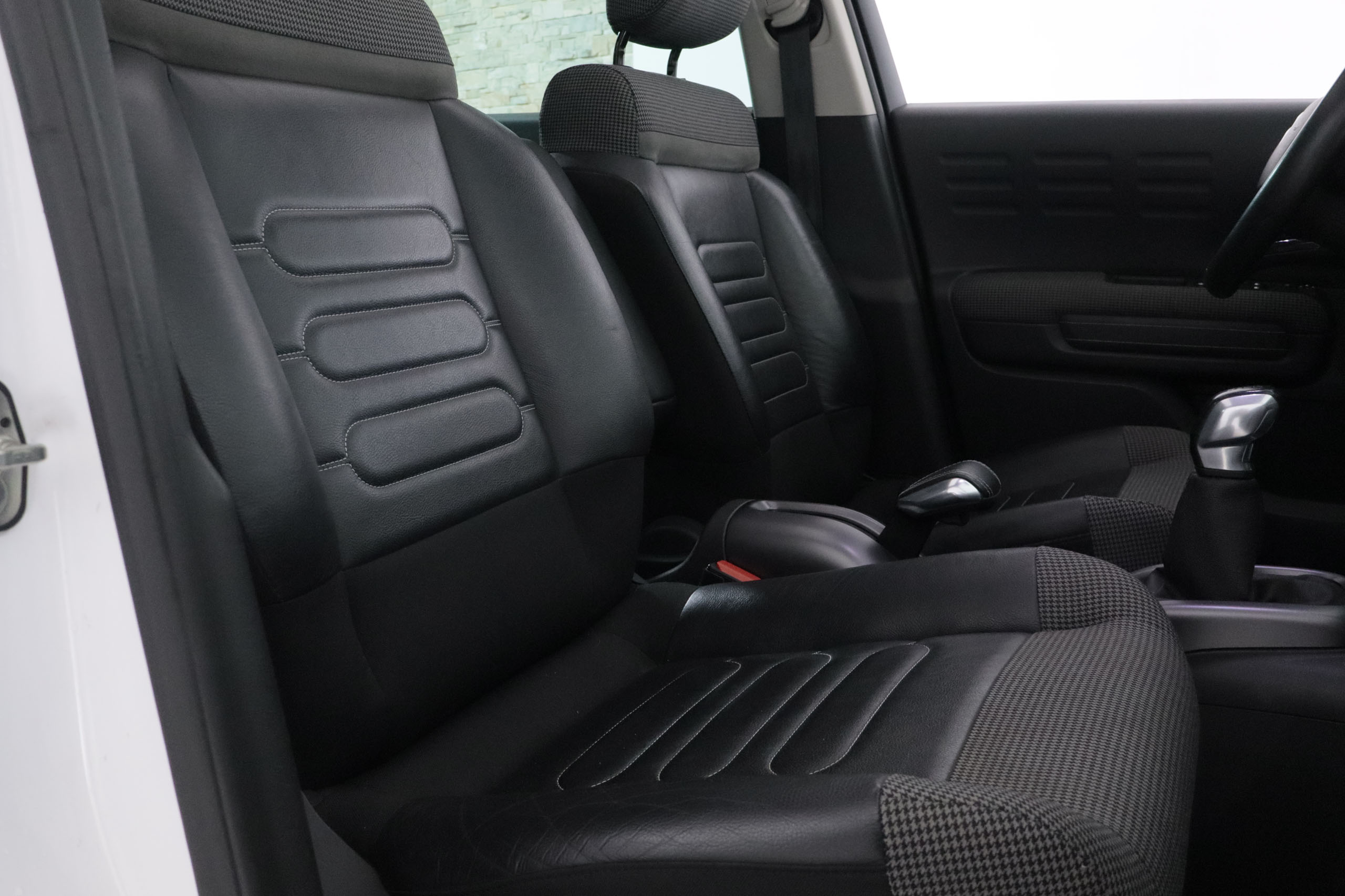 Citroen C3 Aircross 1.2 PURETECH SHINE 110CV # TECHO PANORAMICO ELE,NAVY, foto 28