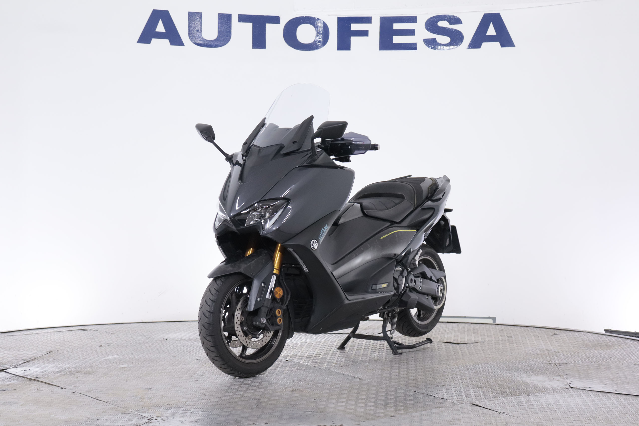 Yamaha T-MAX 560 T-MAX 560 20TH ANNIVERSARY 48CV ABS TCS # FAROS LED,ASIENTOS CALEFACTABLES foto 1