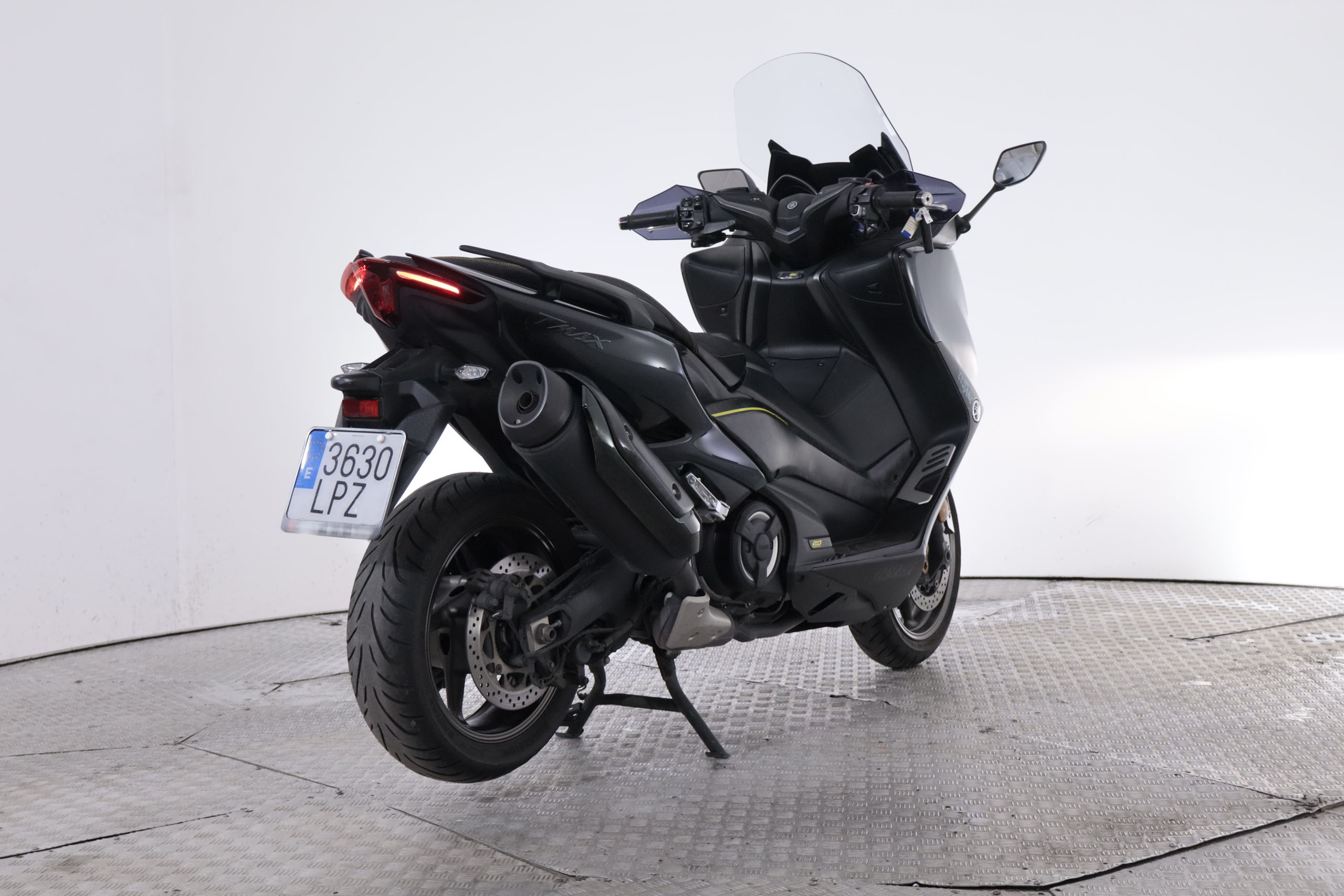Yamaha T-MAX 560 T-MAX 560 20TH ANNIVERSARY 48CV ABS TCS # FAROS LED,ASIENTOS CALEFACTABLES foto 7