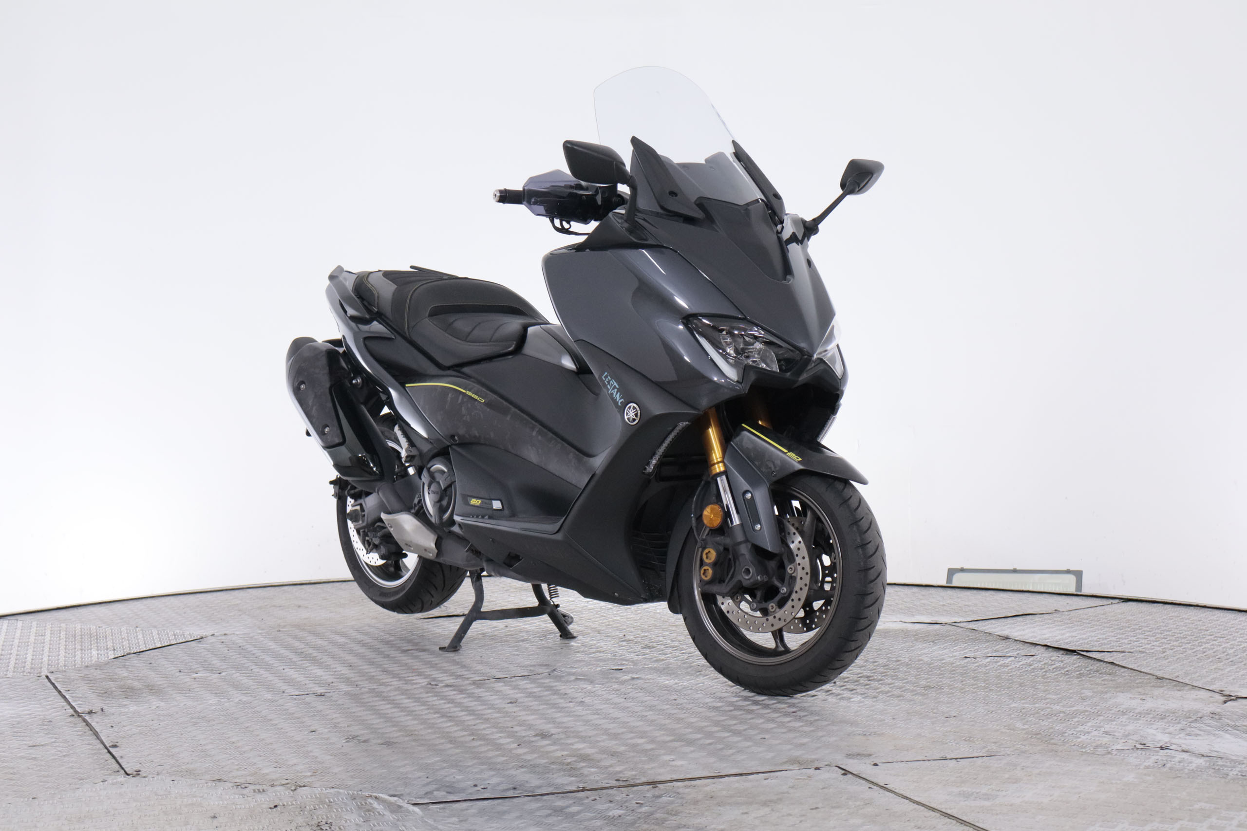 Yamaha T-MAX 560 T-MAX 560 20TH ANNIVERSARY 48CV ABS TCS # FAROS LED,ASIENTOS CALEFACTABLES foto 5