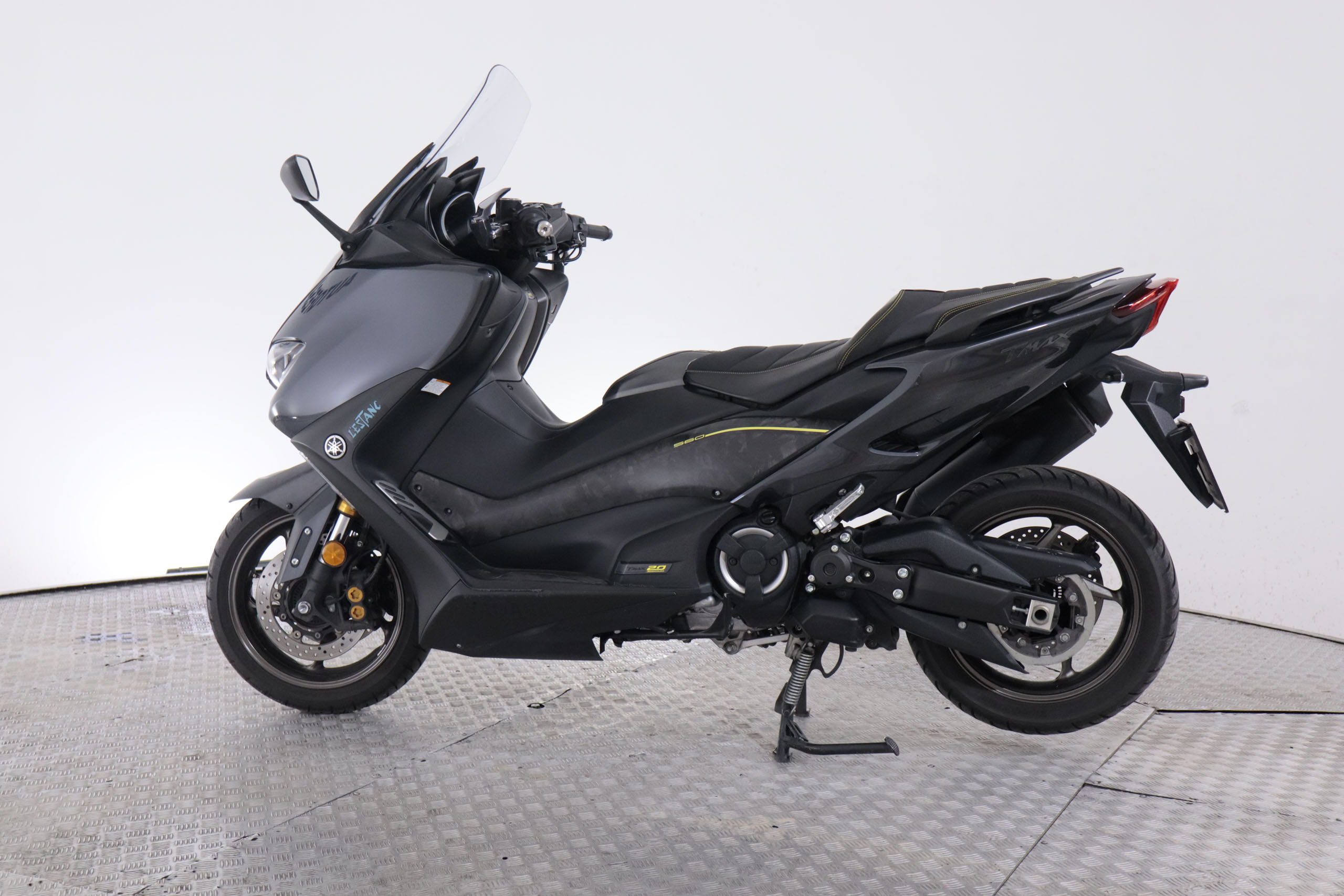 Yamaha T-MAX 560 T-MAX 560 20TH ANNIVERSARY 48CV ABS TCS # FAROS LED,ASIENTOS CALEFACTABLES foto 11