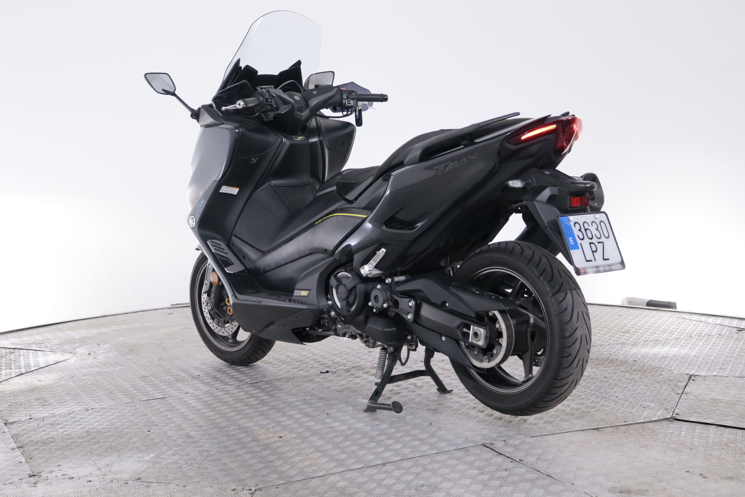 Yamaha T-MAX 560 T-MAX 560 20TH ANNIVERSARY 48CV ABS TCS # FAROS LED,ASIENTOS CALEFACTABLES foto 10