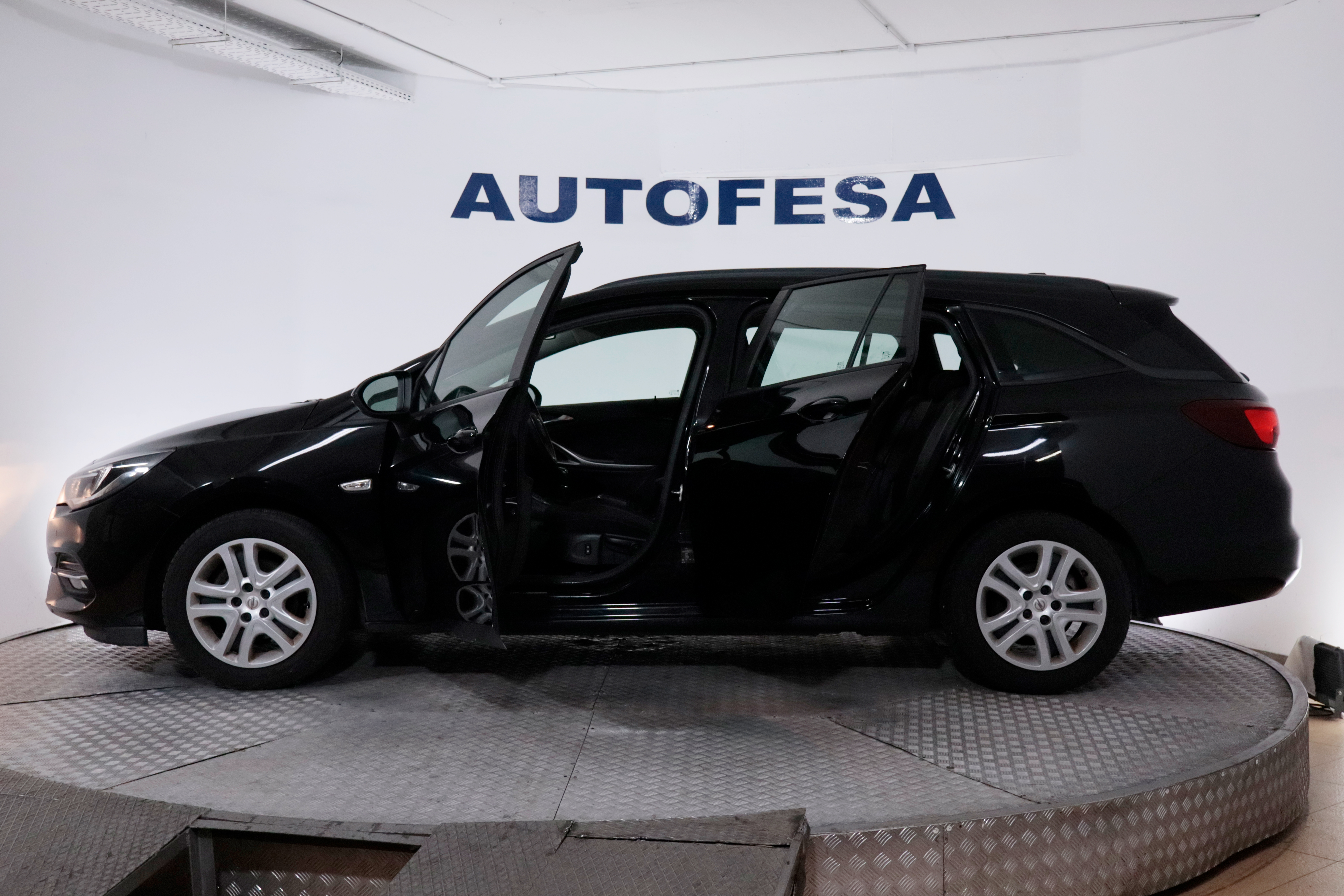 Opel Astra SPORTS TOURER 1.5 D 122CV 5P foto 13