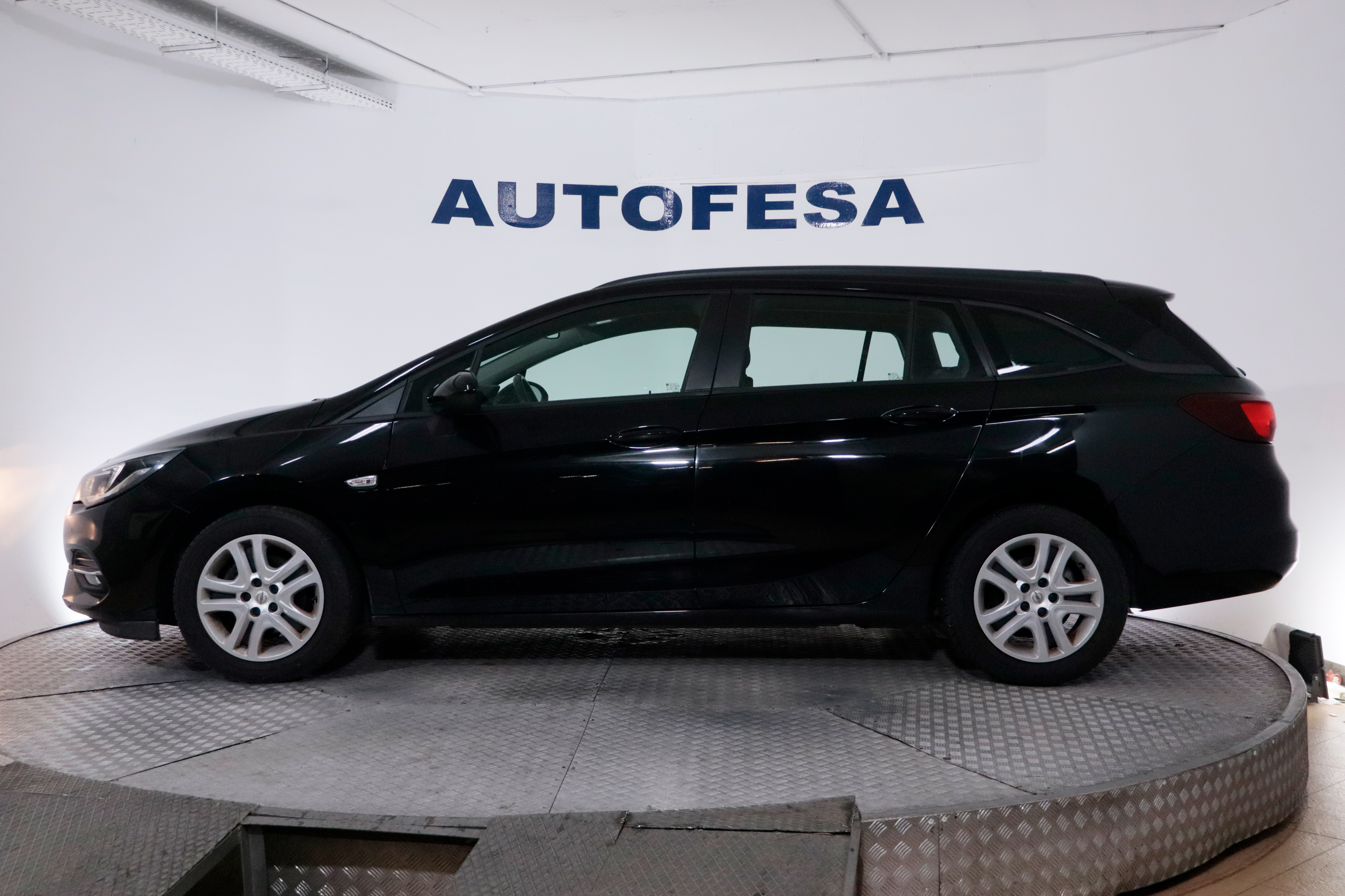 Opel Astra SPORTS TOURER 1.5 D 122CV 5P foto 5