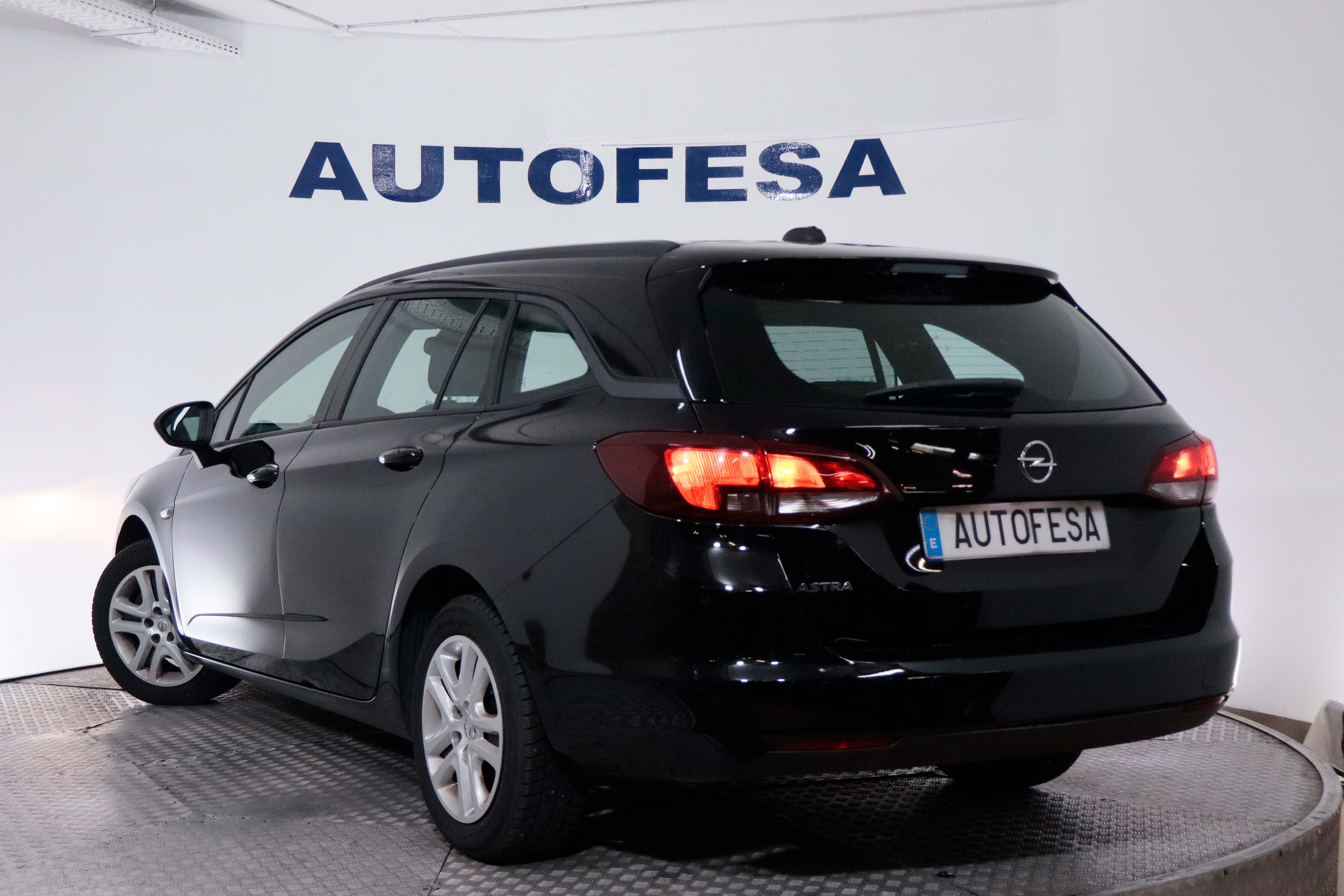 Opel Astra SPORTS TOURER 1.5 D 122CV 5P foto 9
