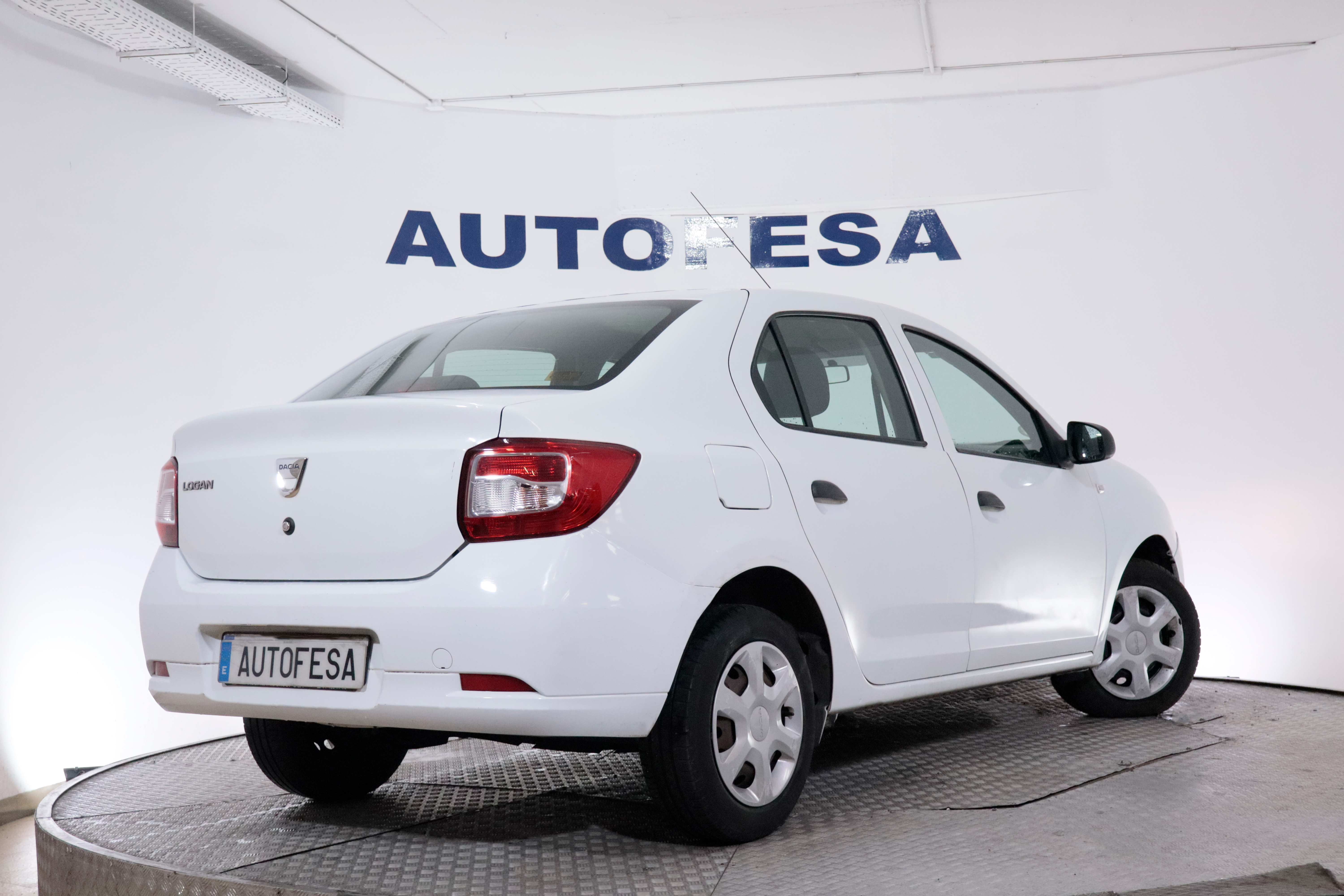 Dacia LOGAN 1.5 DCI 75CV AMBIANCE 4P 1.5 DCI 75CV AMBIANCE 4P foto 6