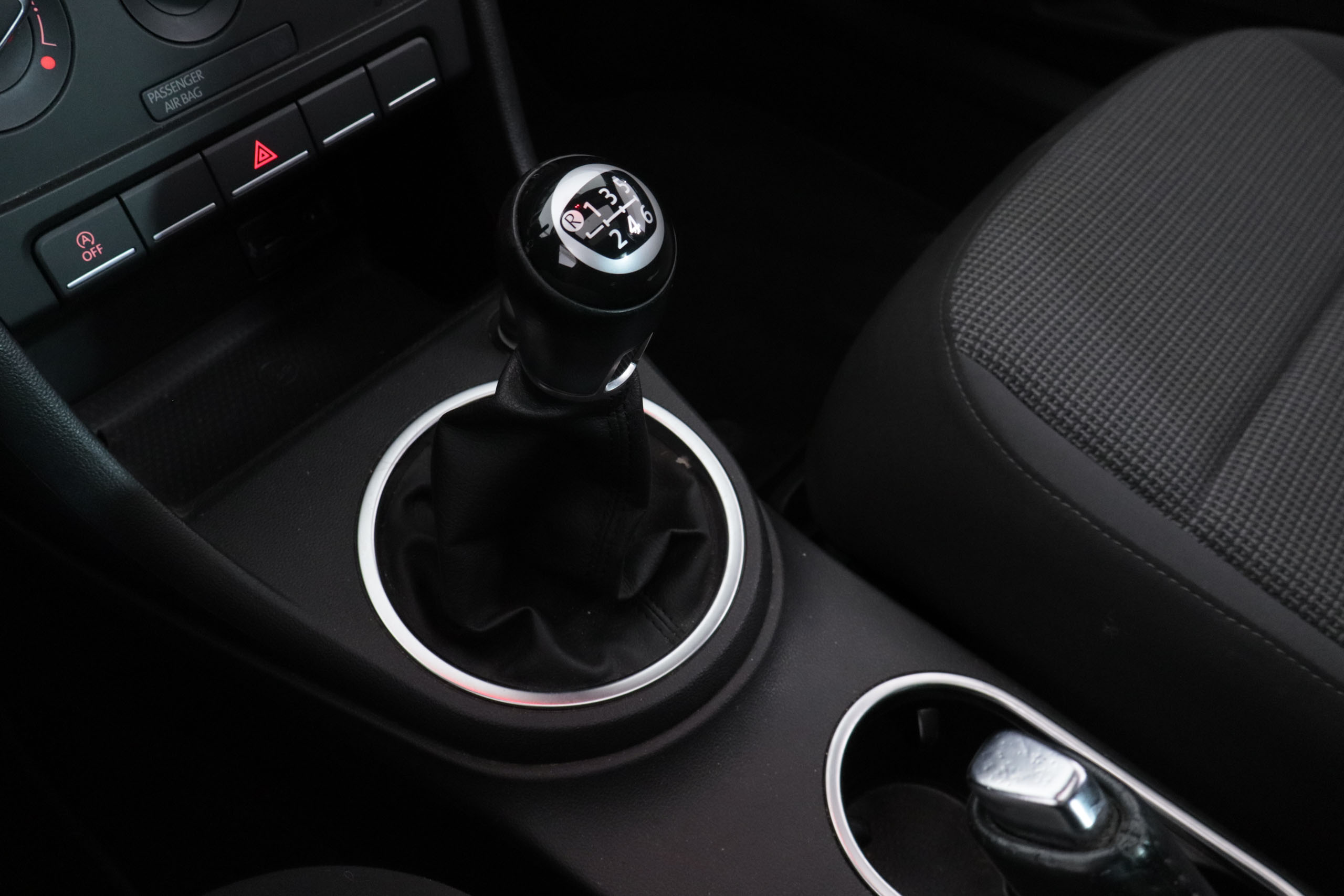 Volkswagen Beetle 1.2 TSI 105CV VINTAGE 3P # TECHO ELECTRICO foto 15