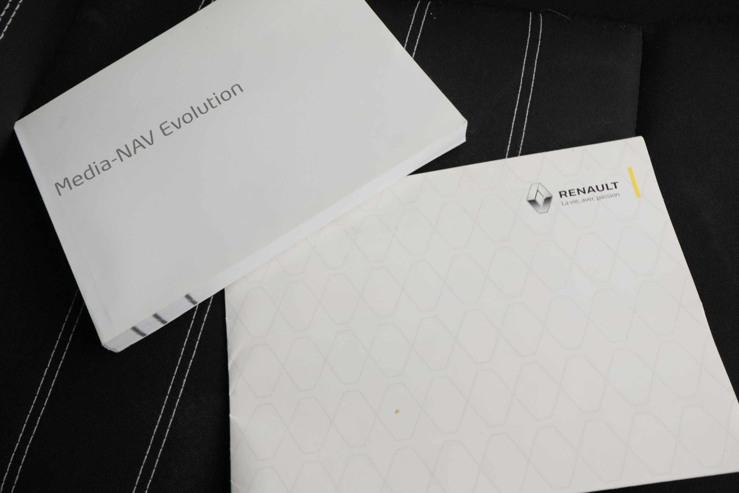 Dacia Duster 1.3 TCE 150CV PRESTIGE 4X2 5P # PARKTRONIC,CAMARA TRASERA foto 25