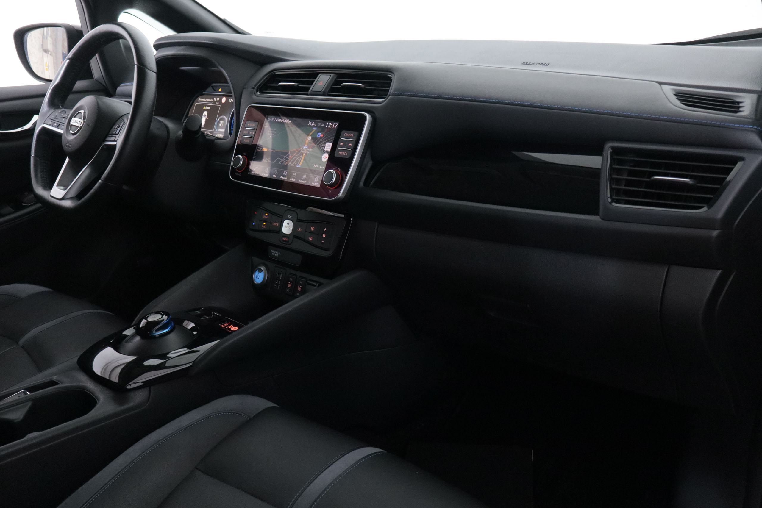 Nissan Leaf 40KWH ELECTRICO TEKNA AUTO 150CV 5P # NAVY,PARKTRONIC foto 15