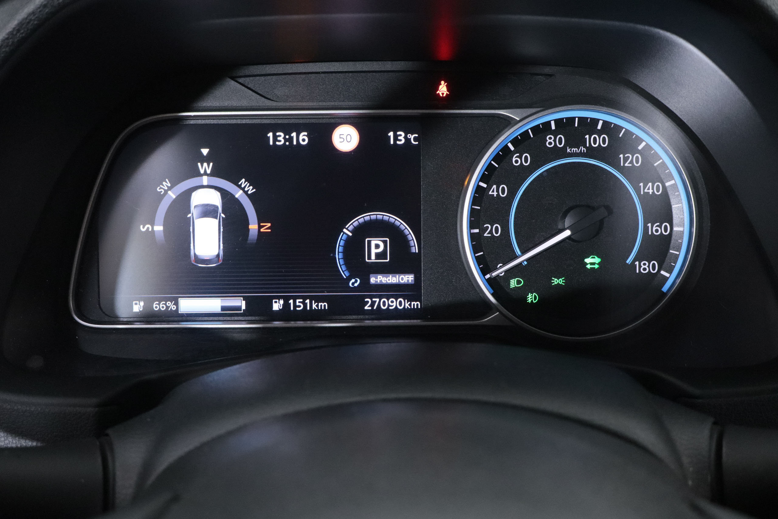 Nissan Leaf 40KWH ELECTRICO TEKNA AUTO 150CV 5P # NAVY,PARKTRONIC foto 20