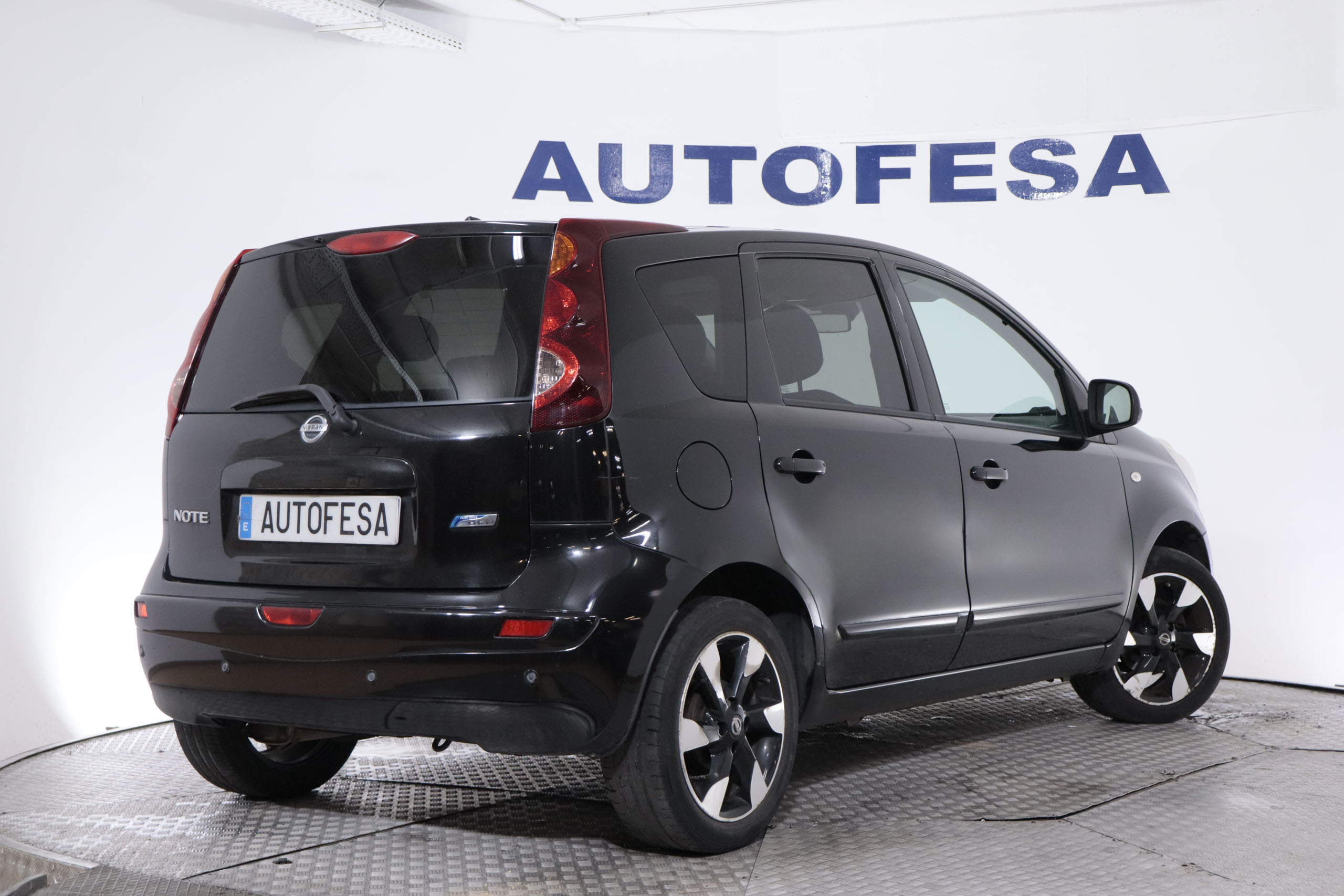 Nissan Note 1.5 DCI 90CV TEKNA 5P # NAVY,PARKTRONIC foto 6