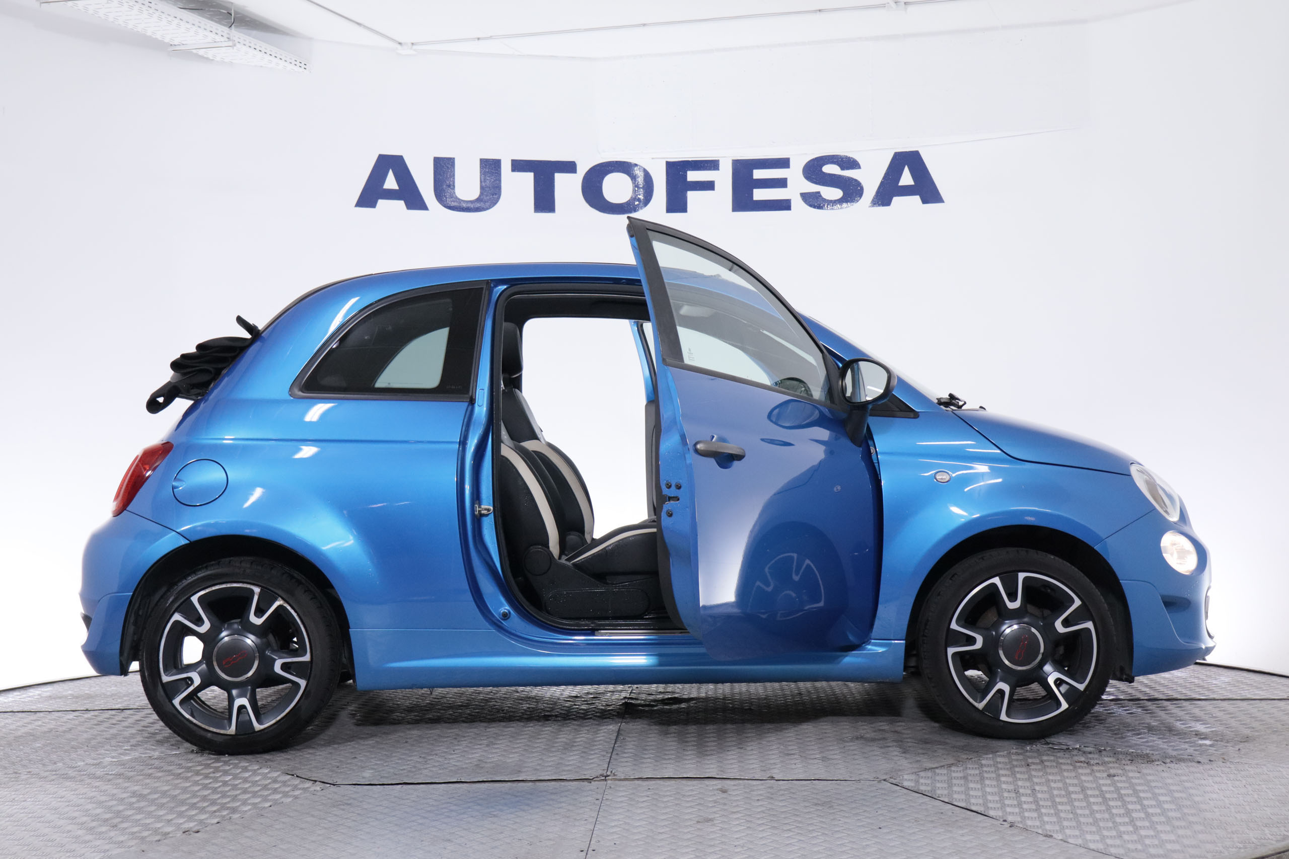 Fiat 500C 1.2 SERIE SPORT 69CV 2P # NAVY,CUERO,PARKTRONIC 1.2 SERIE SPORT 69CV 2P # NAVY,CUERO,PARKTRONIC foto 14