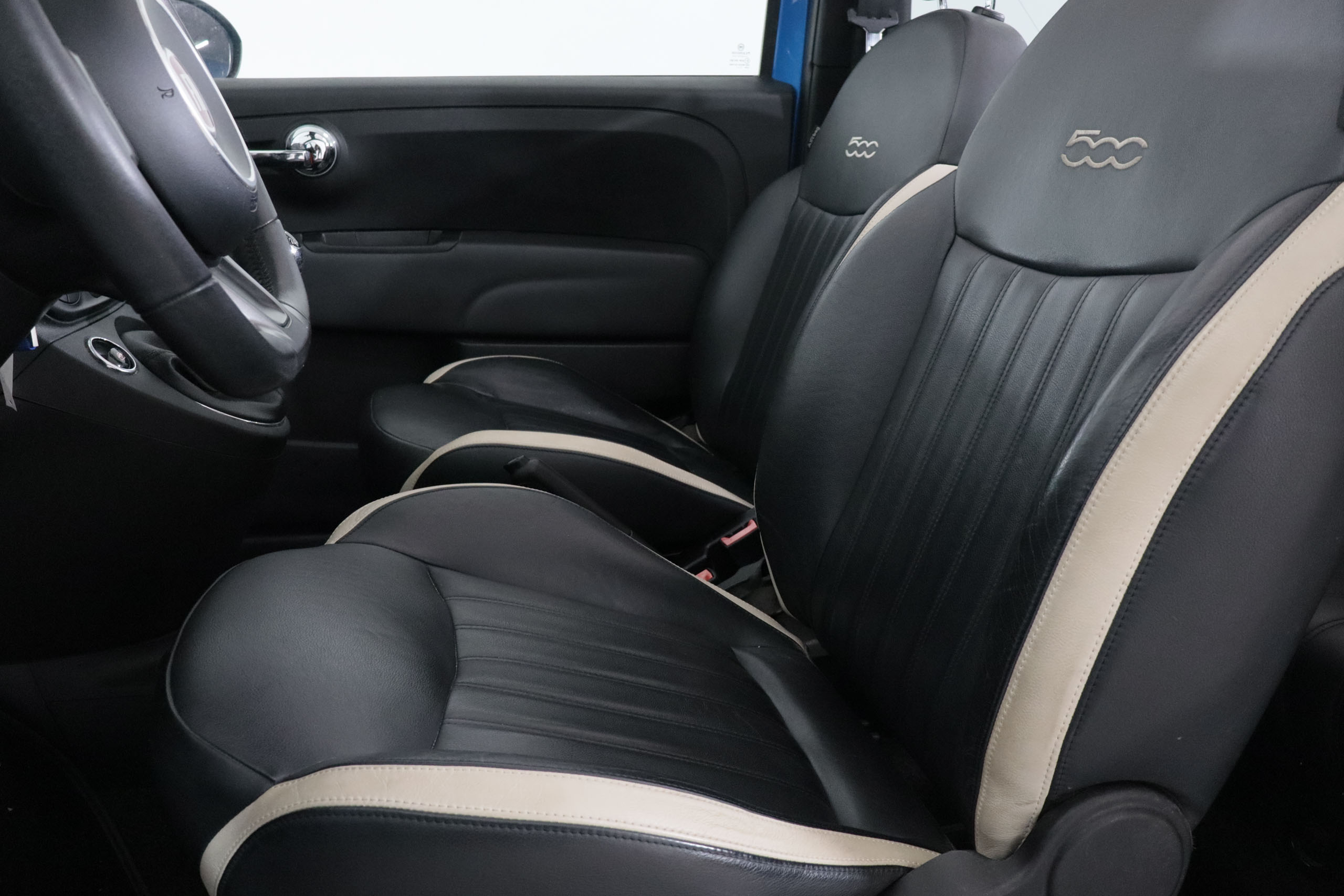 Fiat 500C 1.2 SERIE SPORT 69CV 2P # NAVY,CUERO,PARKTRONIC 1.2 SERIE SPORT 69CV 2P # NAVY,CUERO,PARKTRONIC foto 21