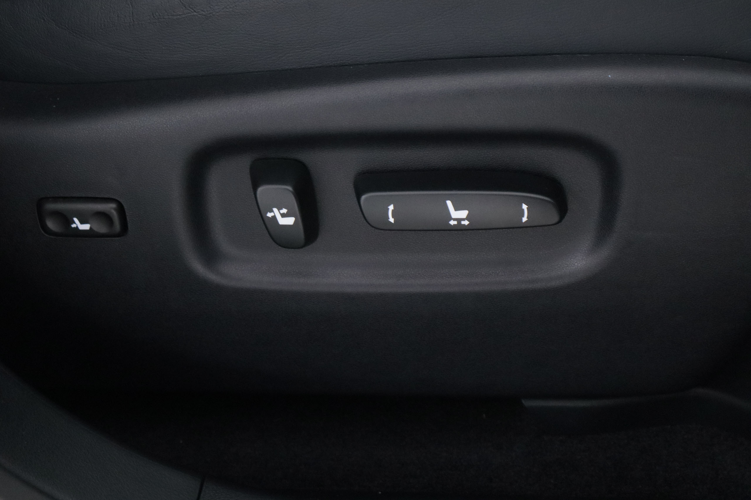 Lexus Rx 450h 3.5 V6 AWD PRESIDENT AUTO 299CV 5P # TECHO ELE,CUERO,NAVY foto 23