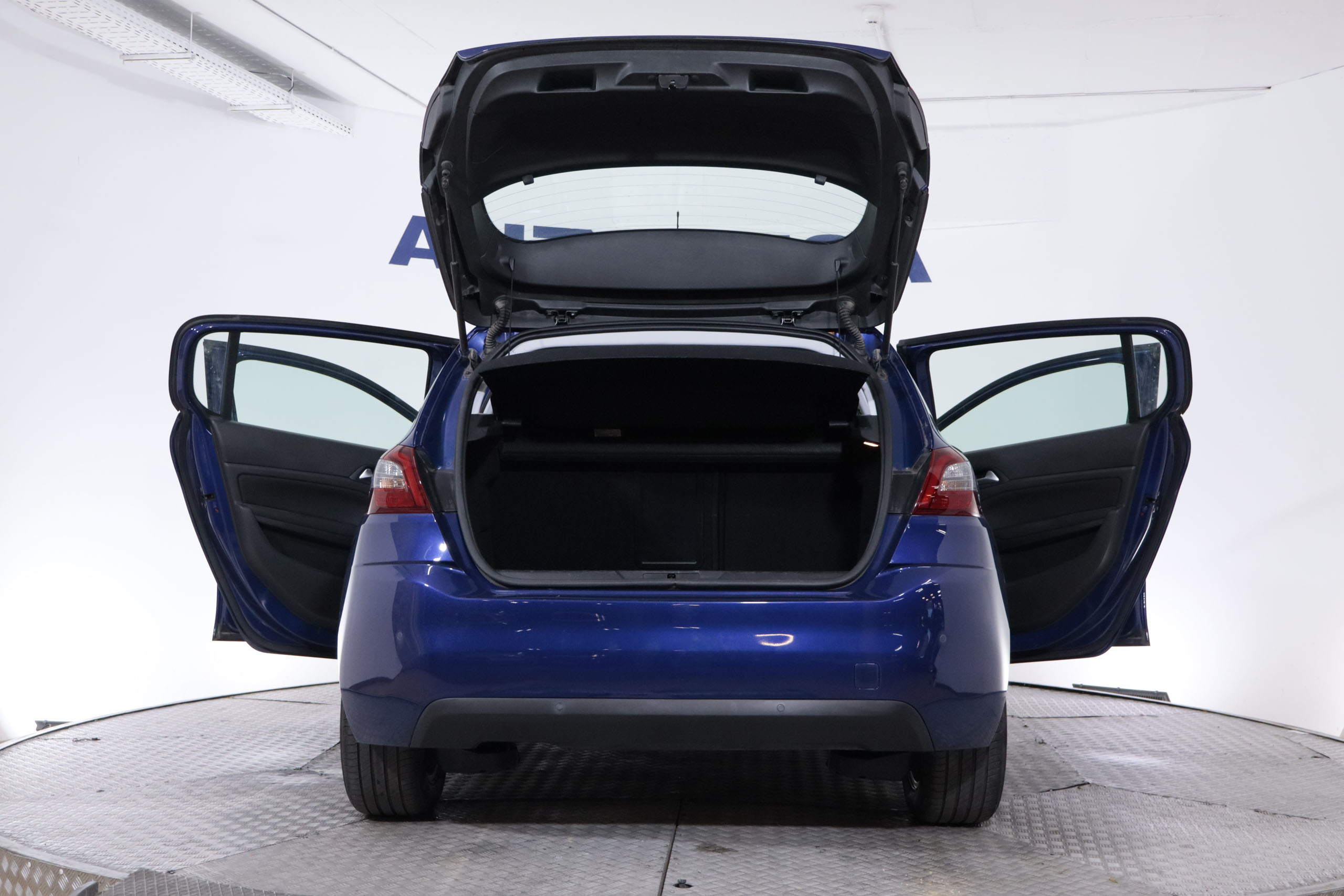 Peugeot 308 1.2 PURETECH 110CV ACTIVE 5P # NAVY,PARKTRONIC 1.2 PURETECH 110CV ACTIVE 5P # NAVY,PARKTRONIC foto 3