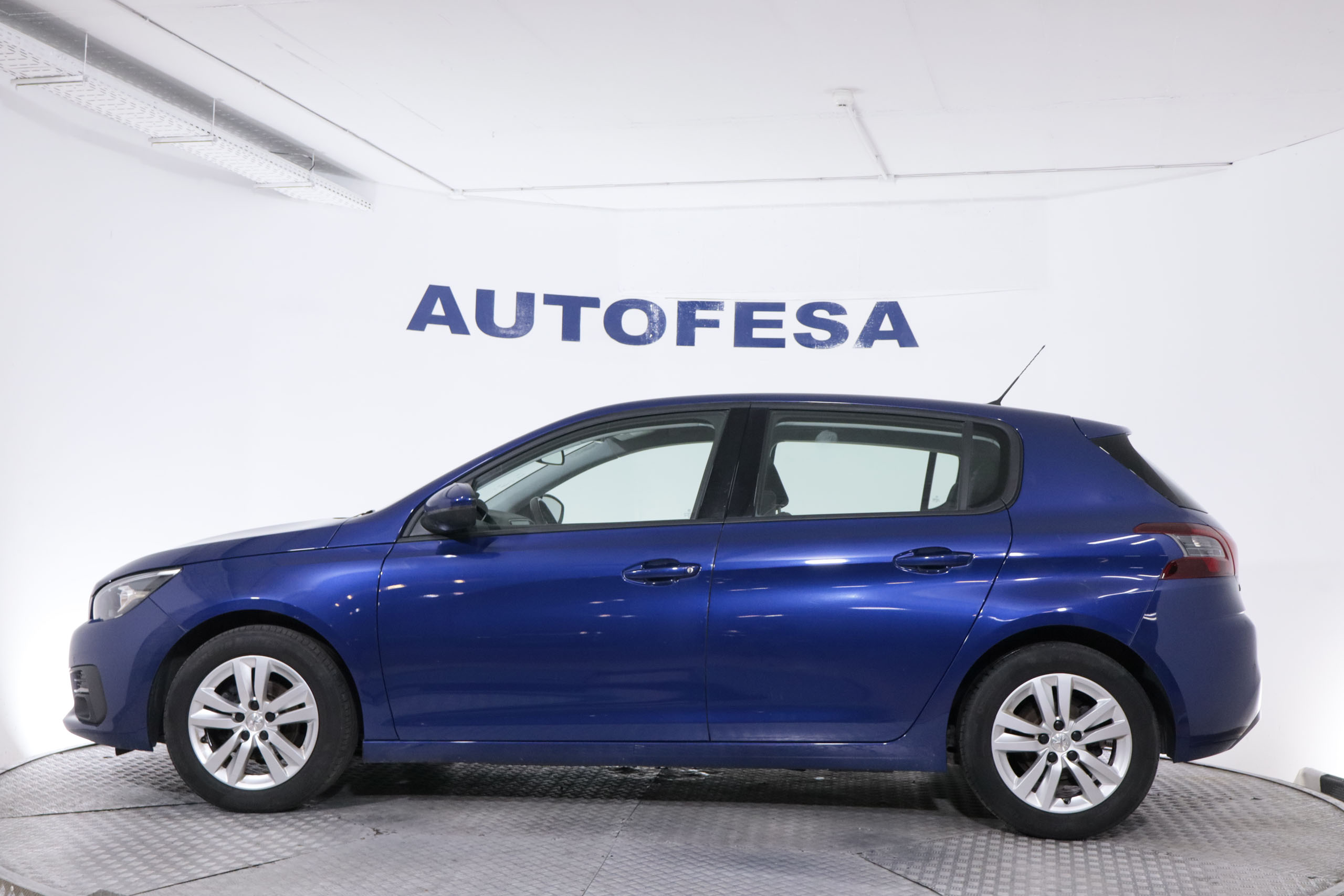 Peugeot 308 1.2 PURETECH 110CV ACTIVE 5P # NAVY,PARKTRONIC 1.2 PURETECH 110CV ACTIVE 5P # NAVY,PARKTRONIC foto 5