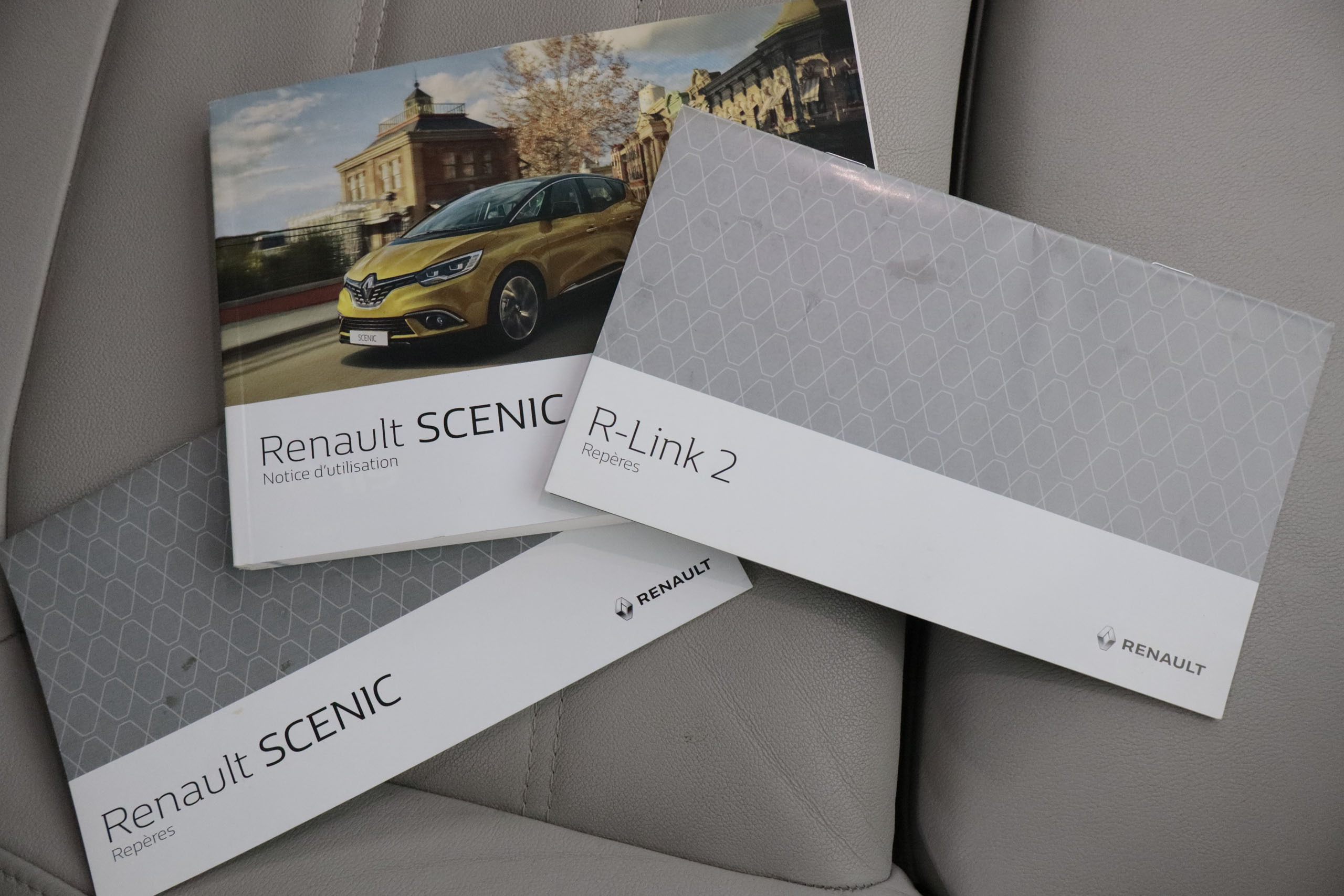 Renault Scenic 1.6 DCI 160CV AUTO EDITION ONE 5P #TECHO PANORAMICO,NAVY,PARKTRONIC foto 30