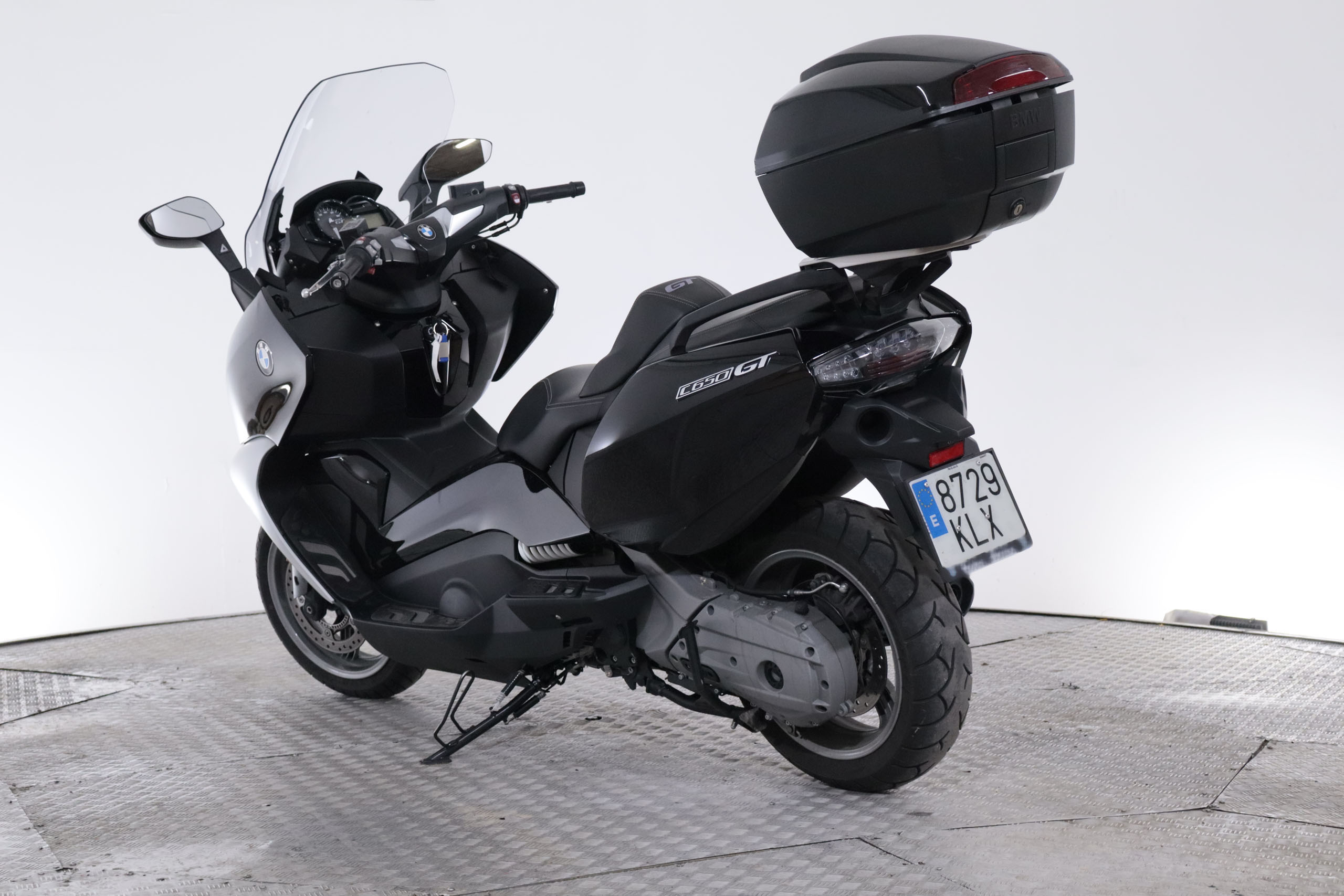 BMW C 650 Gt C650 GT EXECUTIVE 59CV ABS/ASC (MANTENIMIENTO INCLUIDO HASTA 40K KMS) # PUÑOS TERMICOS,ASIENTOS CALEFACTABLES, TOP CASE, MANTA foto 10