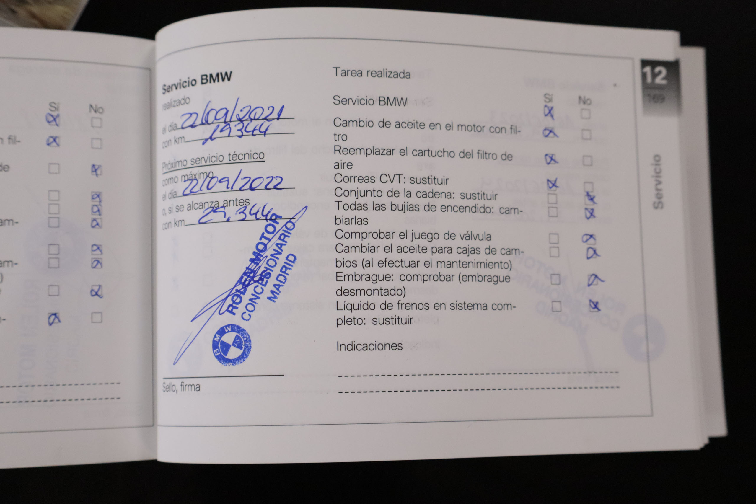 BMW C 650 Gt C650 GT EXECUTIVE 59CV ABS/ASC (MANTENIMIENTO INCLUIDO HASTA 40K KMS) # PUÑOS TERMICOS,ASIENTOS CALEFACTABLES, TOP CASE, MANTA foto 26