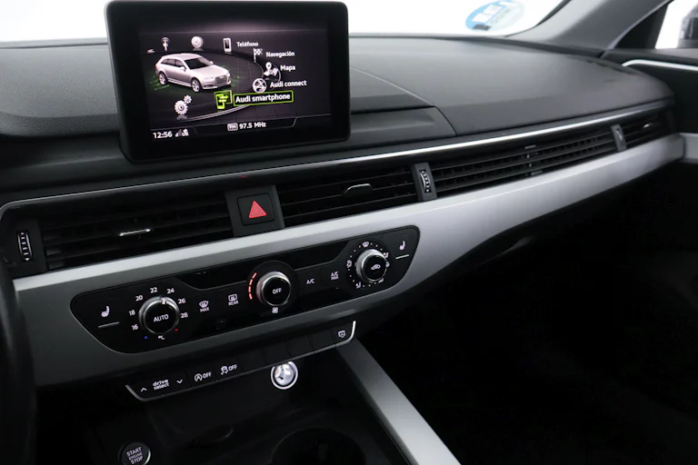 Audi A4 AVANT AVANT G-TRON GNC AUTO 170CV AUTONOMIA 900 KMS 5P # CUERO,NAVY,PARKTRONIC foto 18