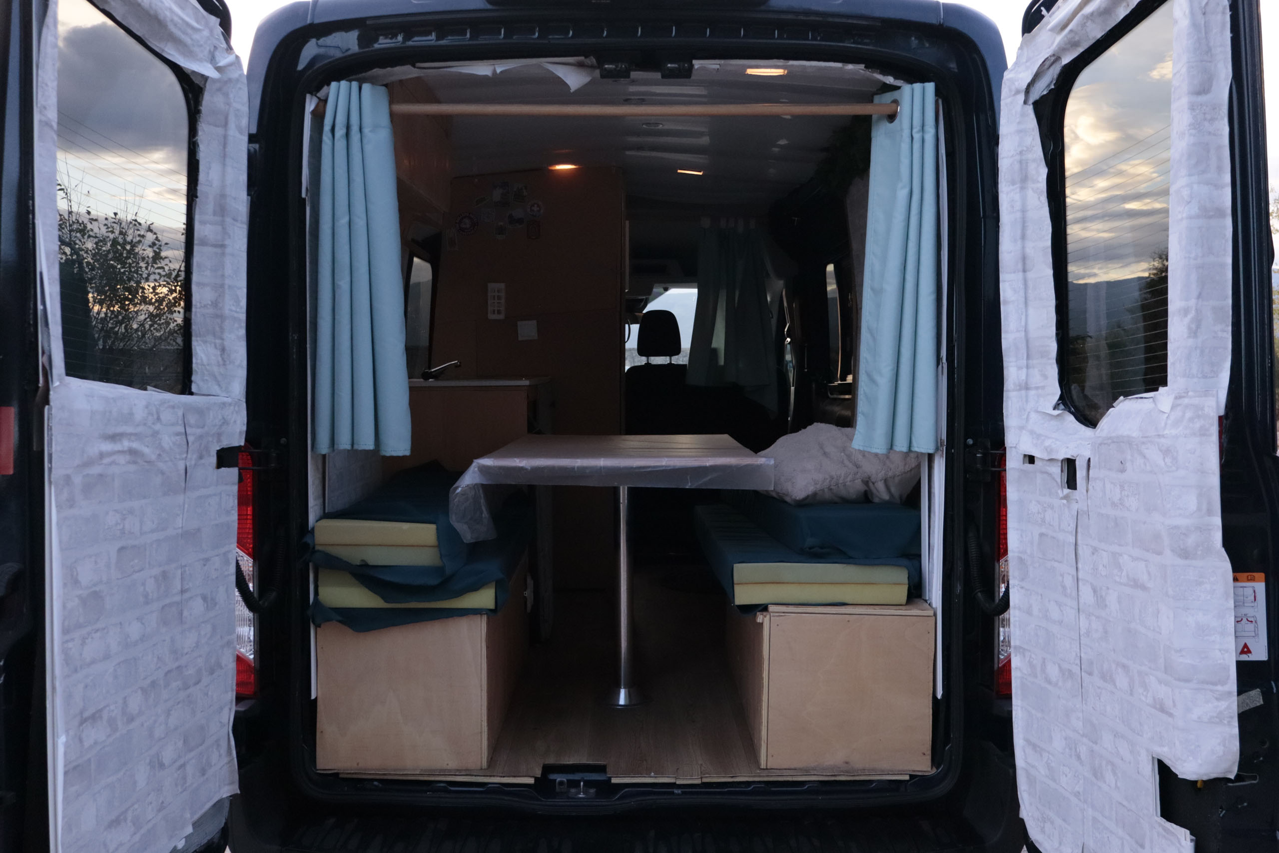 Ford Transit L2 MIXTA 2.0 MHEV CAMPER 130CV TREND 4P # CAMARA TRASERA foto 13