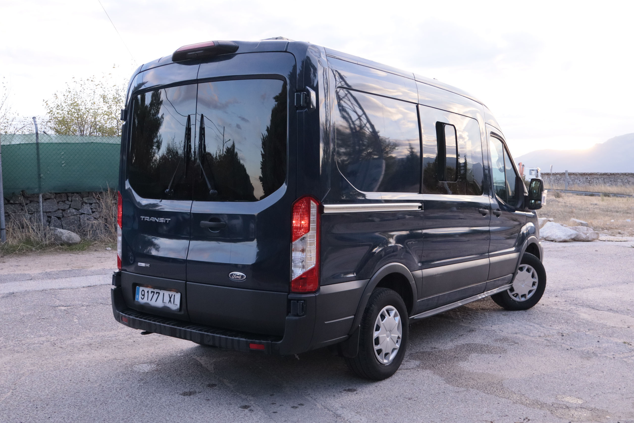 Ford Transit L2 MIXTA 2.0 MHEV CAMPER 130CV TREND 4P # CAMARA TRASERA foto 11