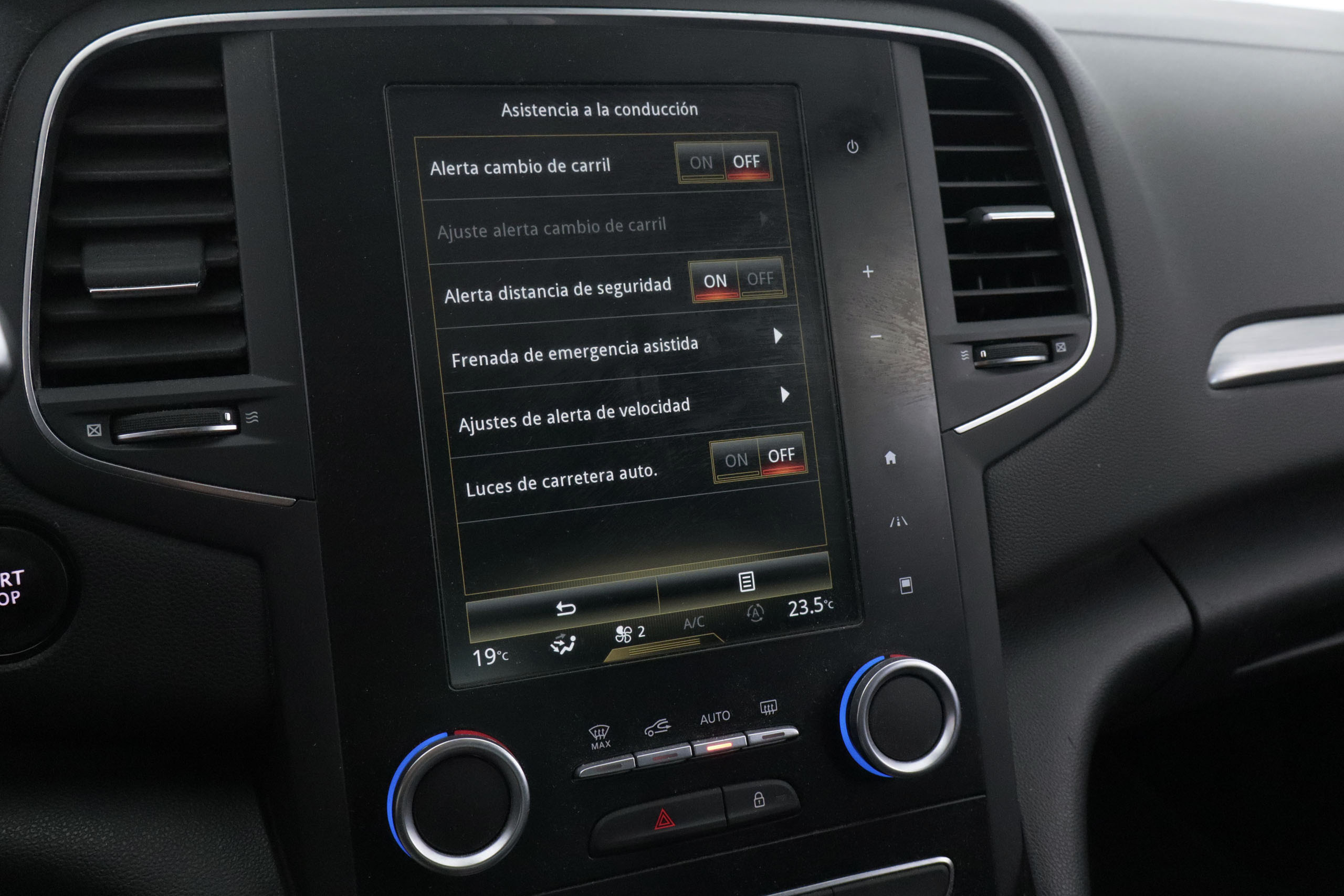 Renault Megane 1.2 TCE 130CV INTENS 5P # NAVY,PARKTRONIC,CAMARA TRASERA foto 19